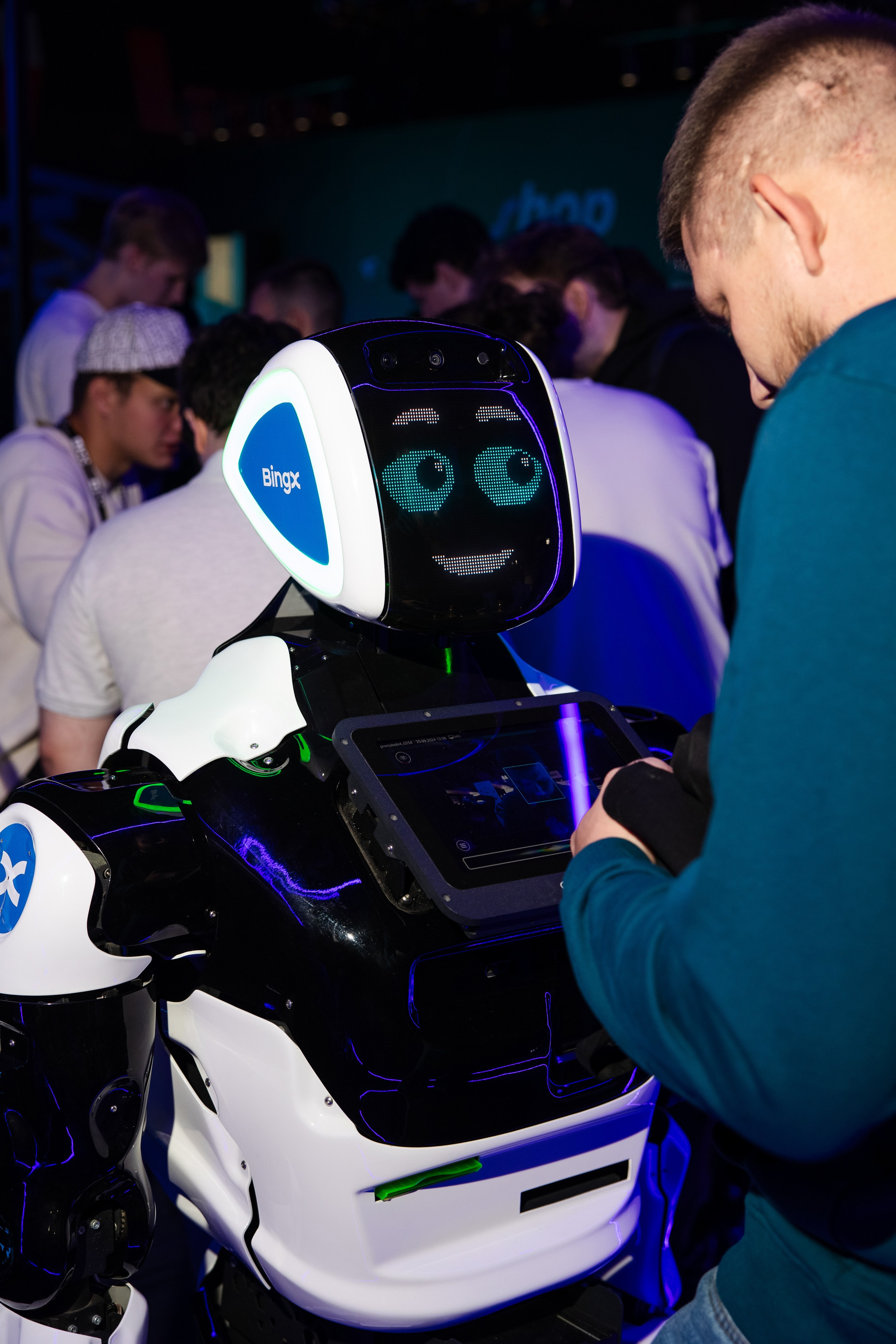 Crypto Summit (1). Свадебный репортажный фотограф в Москве