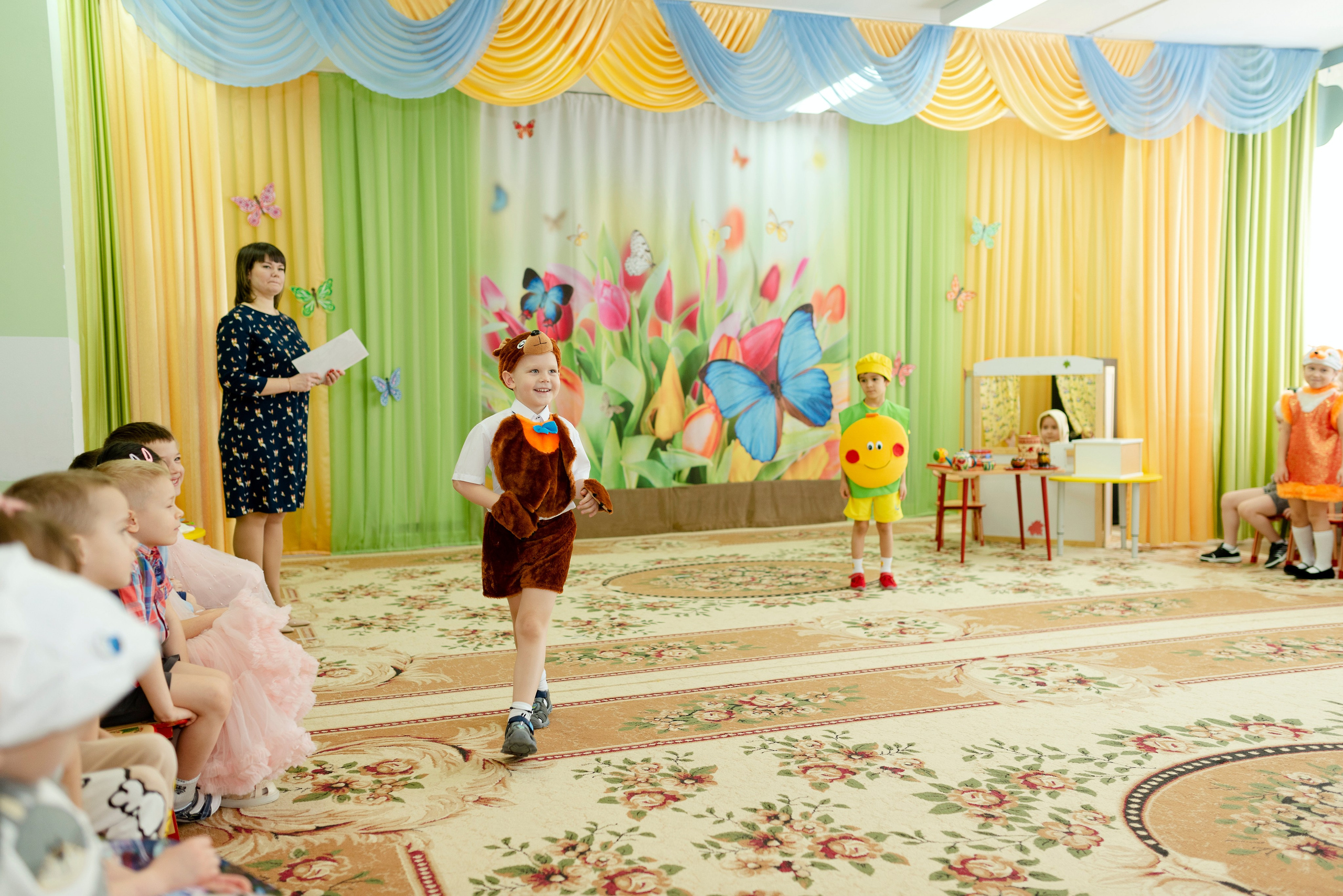 Фотосъёмка утренника в детском саду Сургута в честь 8 марта