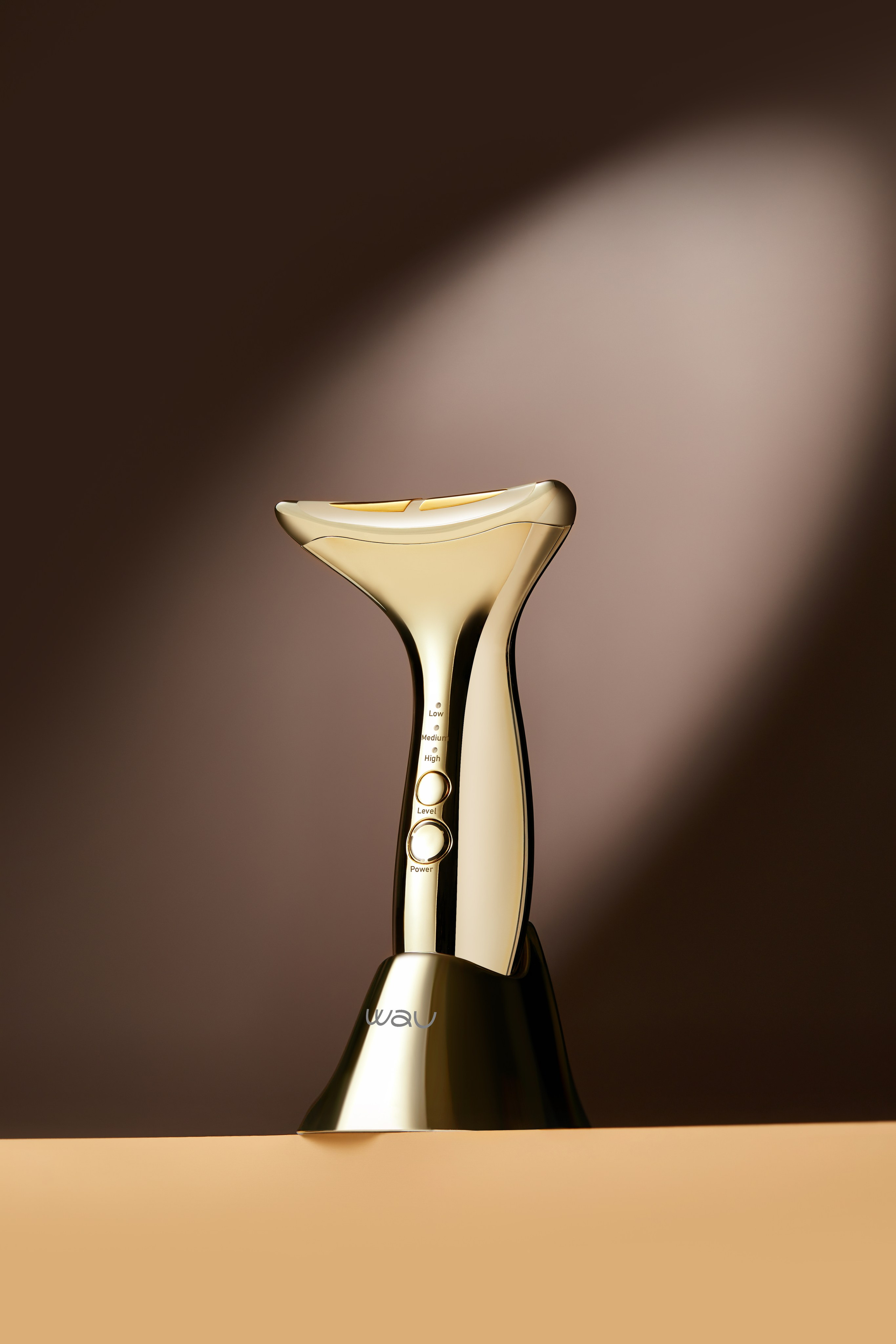 Ретушь фотографий косметических аппаратов | Студия SVITHART