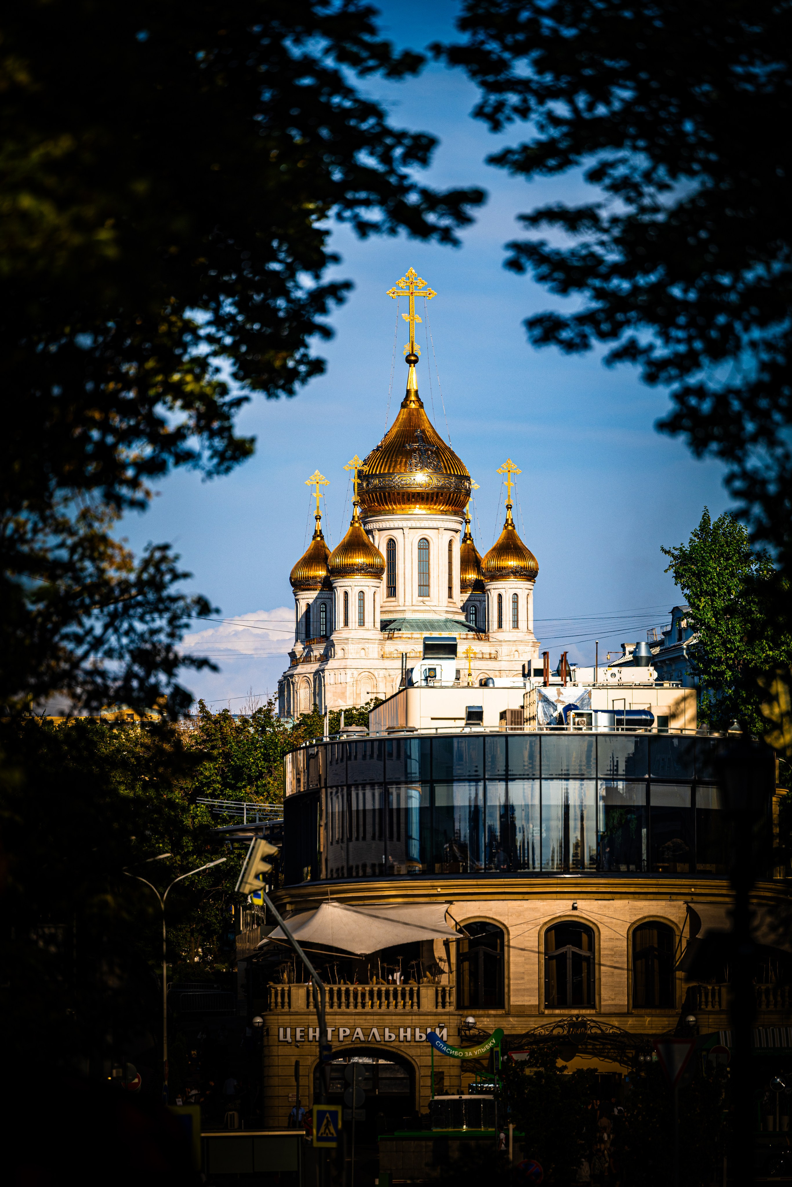 Москва. Август 2025 года. Кузнецкий мост. Люди, детали. Фотографирую жизнь! Московский фотограф волонтер