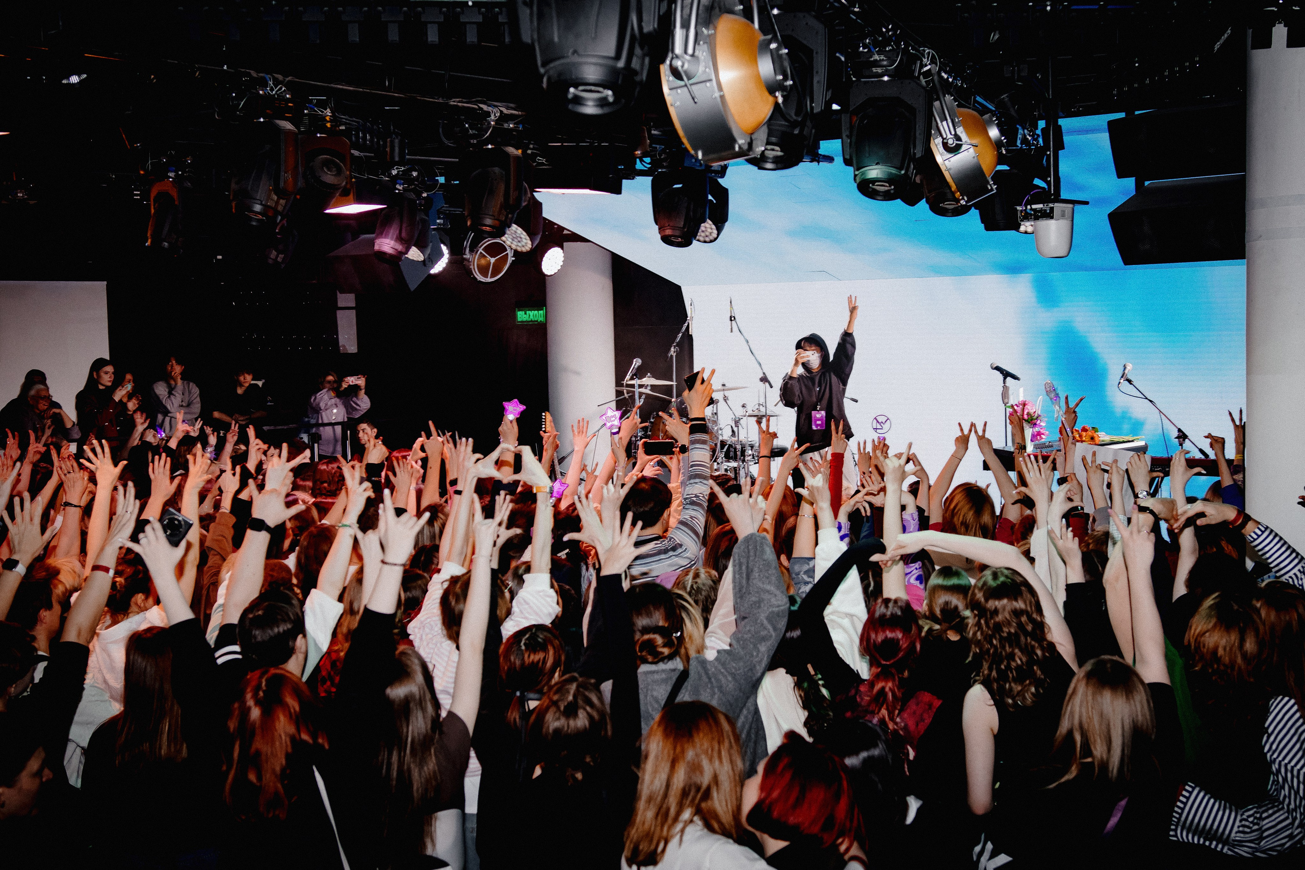 K-pop W24 Teleclub Centr club 04 / 2025. ФОТОГРАФ ЕКАТЕРИНБУРГ