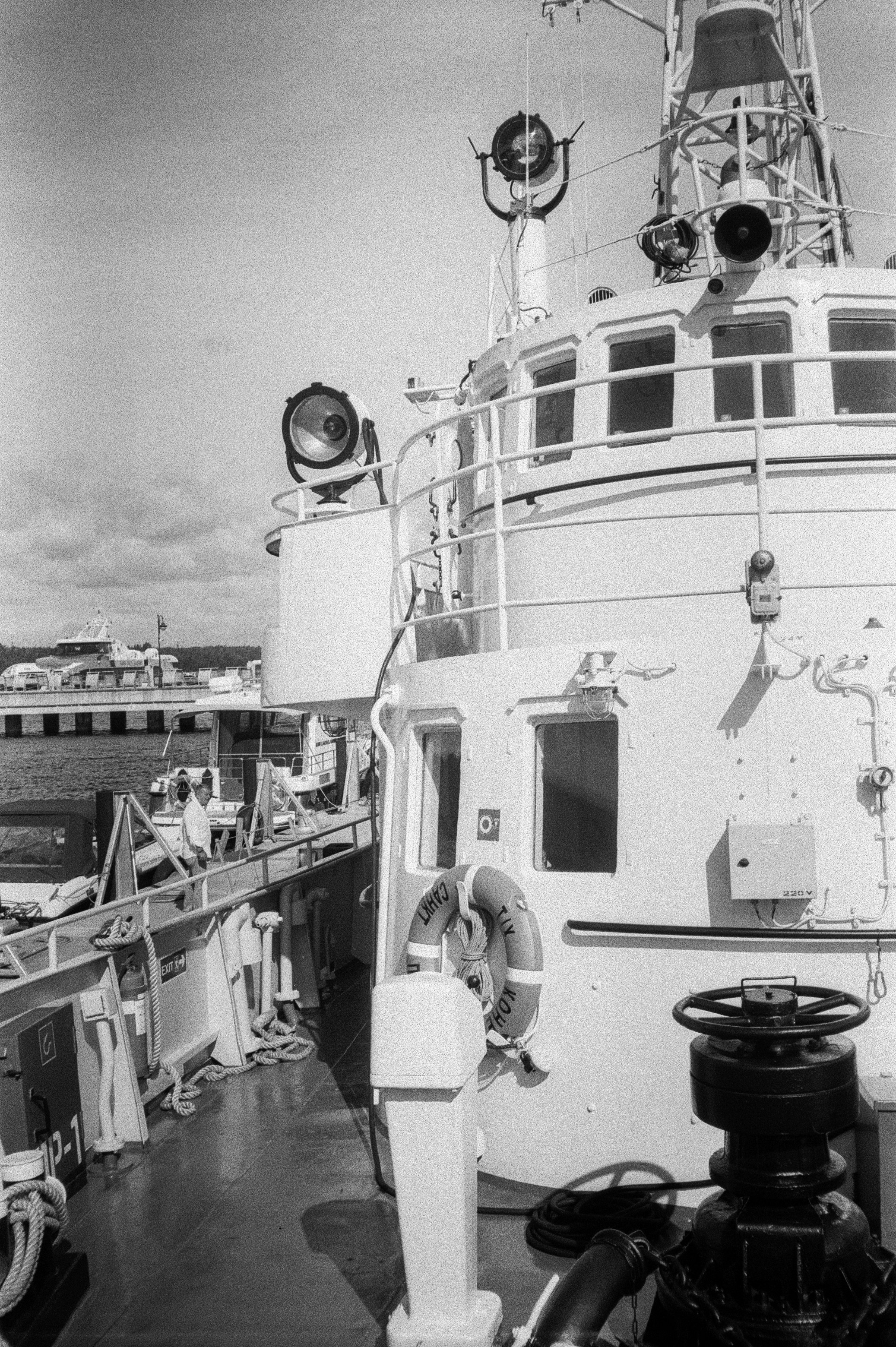 Остров Коневец / Revue 35CC / Kodak XX