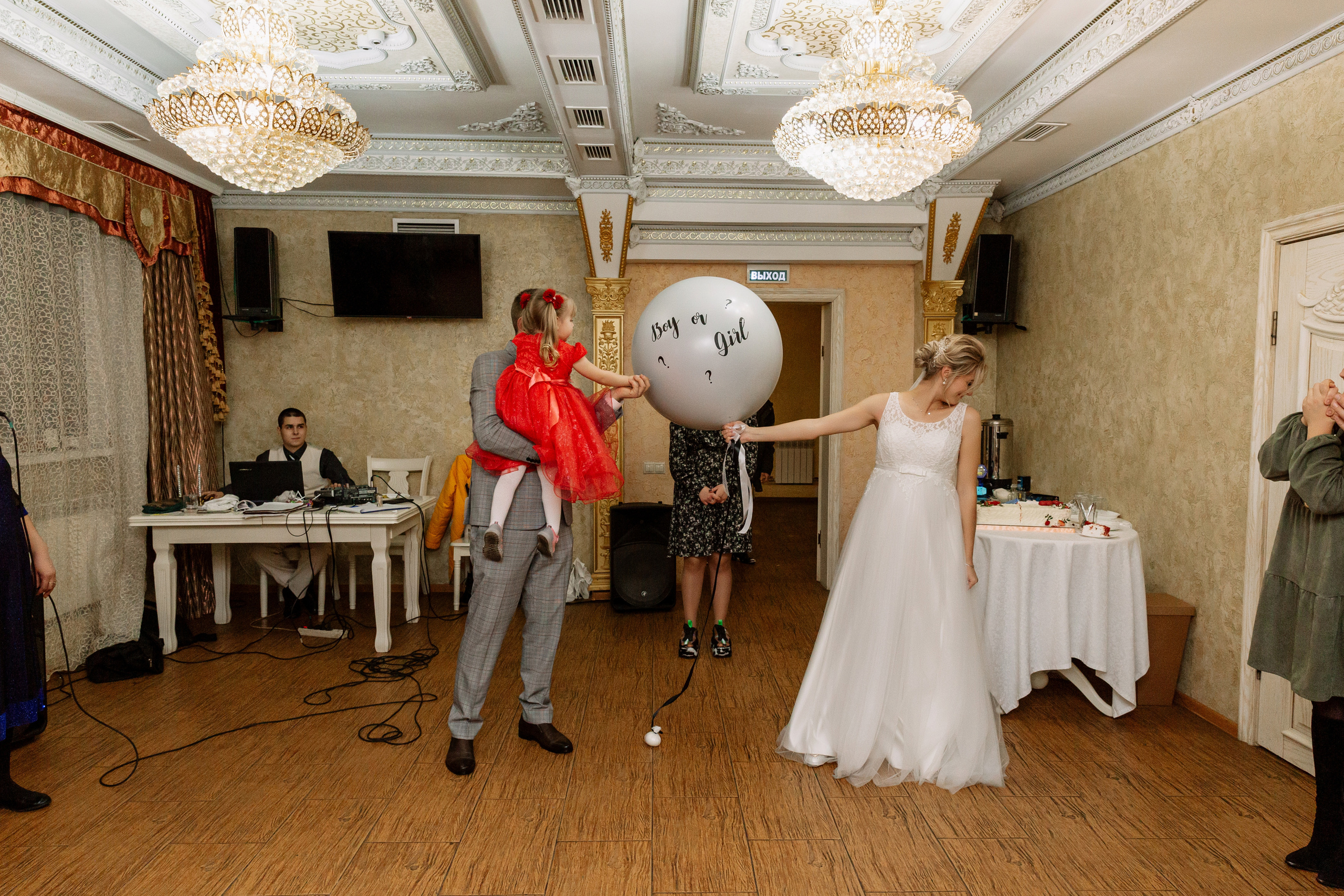 Роберт+Таня. Свадебный фотограф в Томске Юлия Солнечная | Живые эмоции