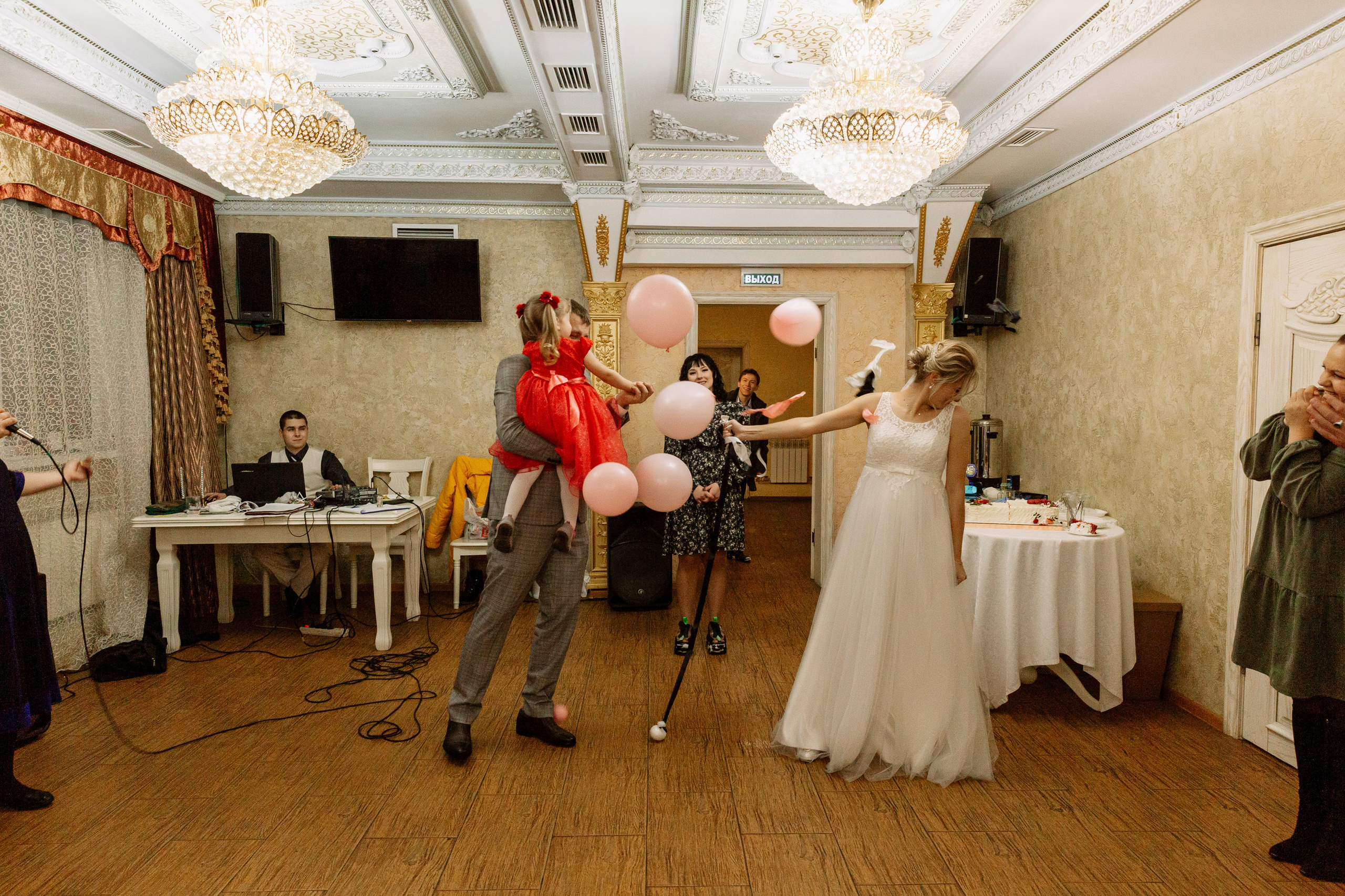 Роберт+Таня. Свадебный фотограф в Томске Юлия Солнечная | Живые эмоции