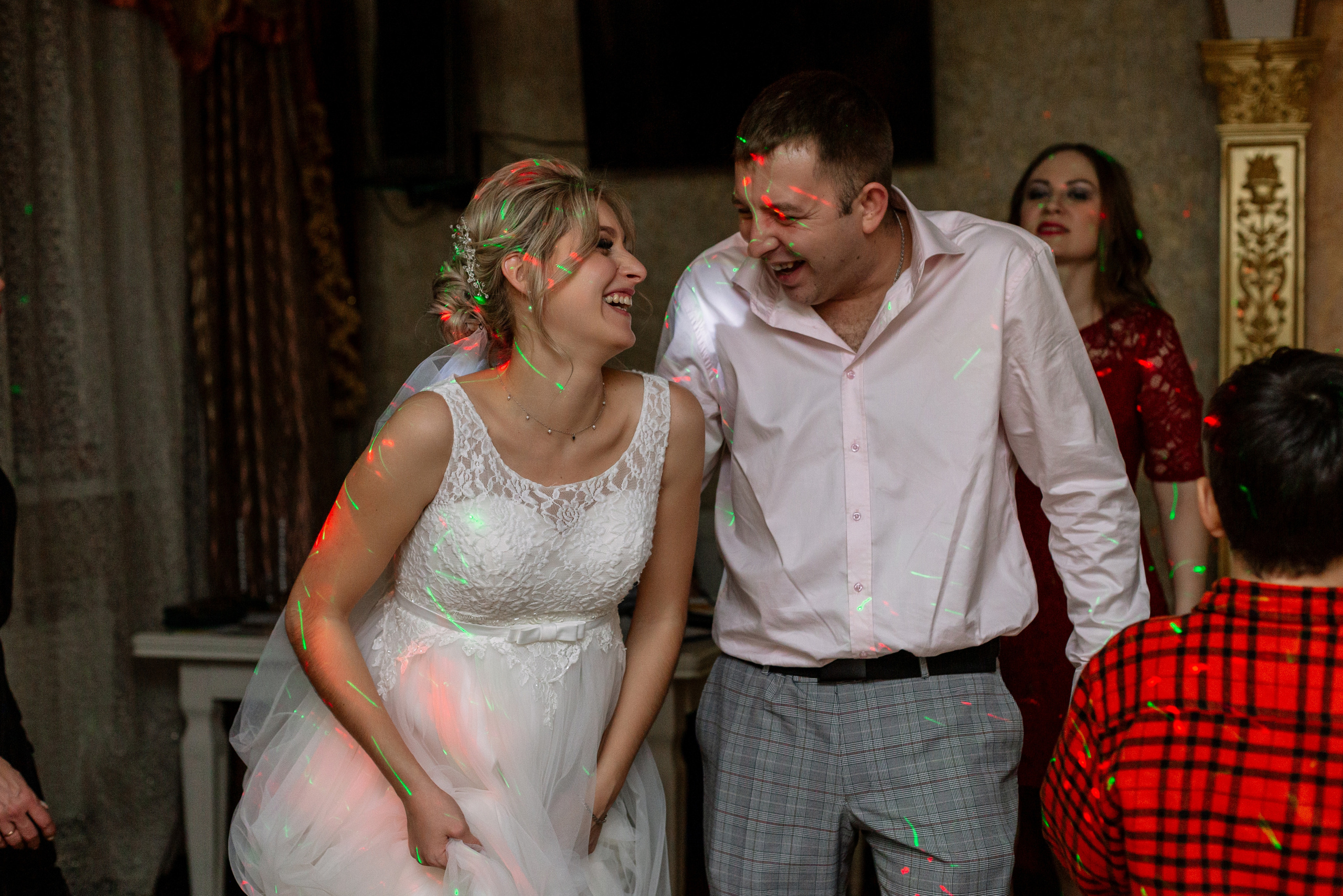 Роберт+Таня. Свадебный фотограф в Томске Юлия Солнечная | Живые эмоции