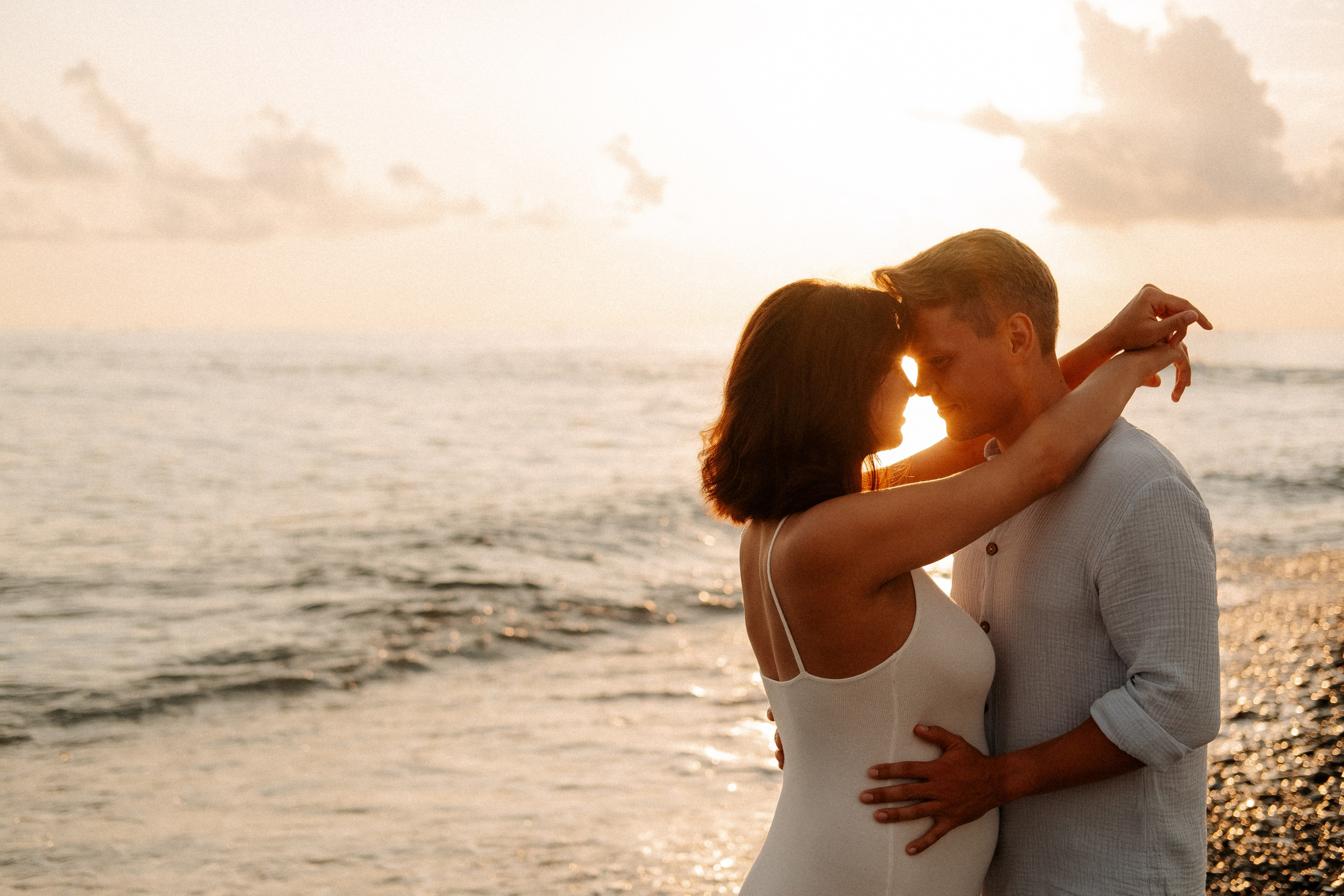 Фотосессии love story для двоих в Сочи, Сириусе и на Красной поляне. Семейный, свадебный фотограф Сочи, Адлер, Красная поляна