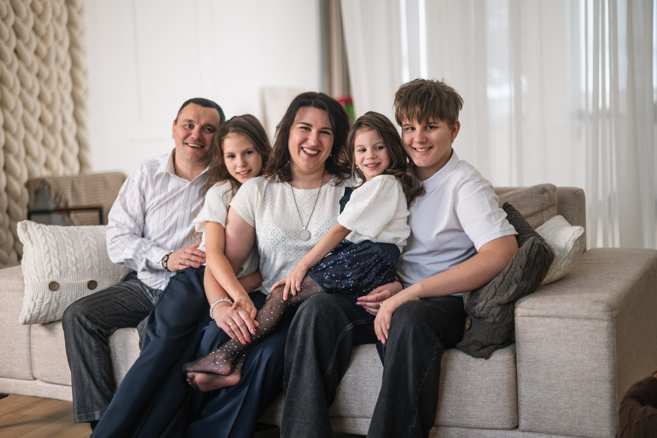 Семейная Фотосессия. Я Ольга Казанцева, фотографирую снимаю ваши киноистории и печатаю фото и цифровые портреты на холсте