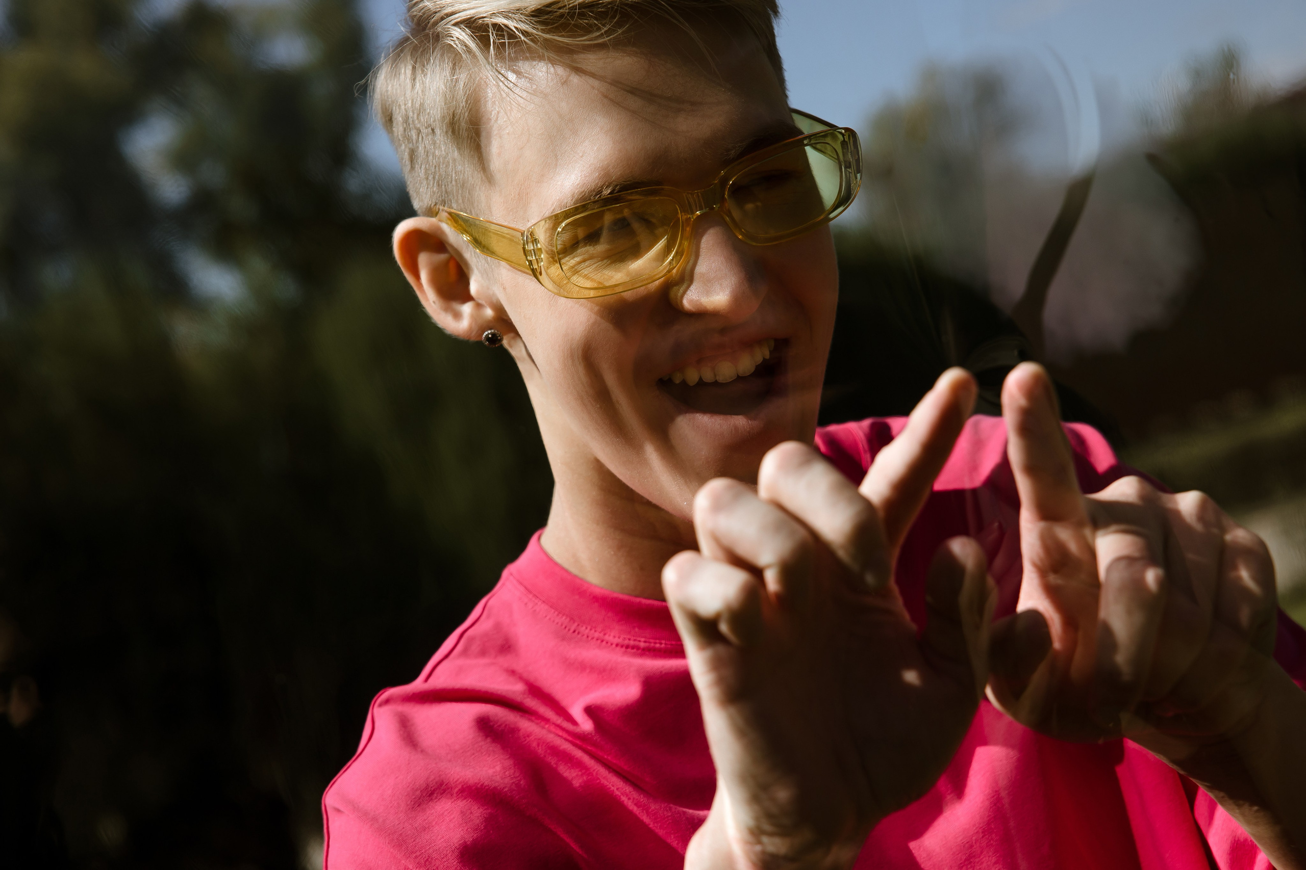 Яркая неоновая свадебная фотосессия в «Нет на карте». Свадебный и семейный фотограф в Самаре и Тольятти | Елена Топанцева