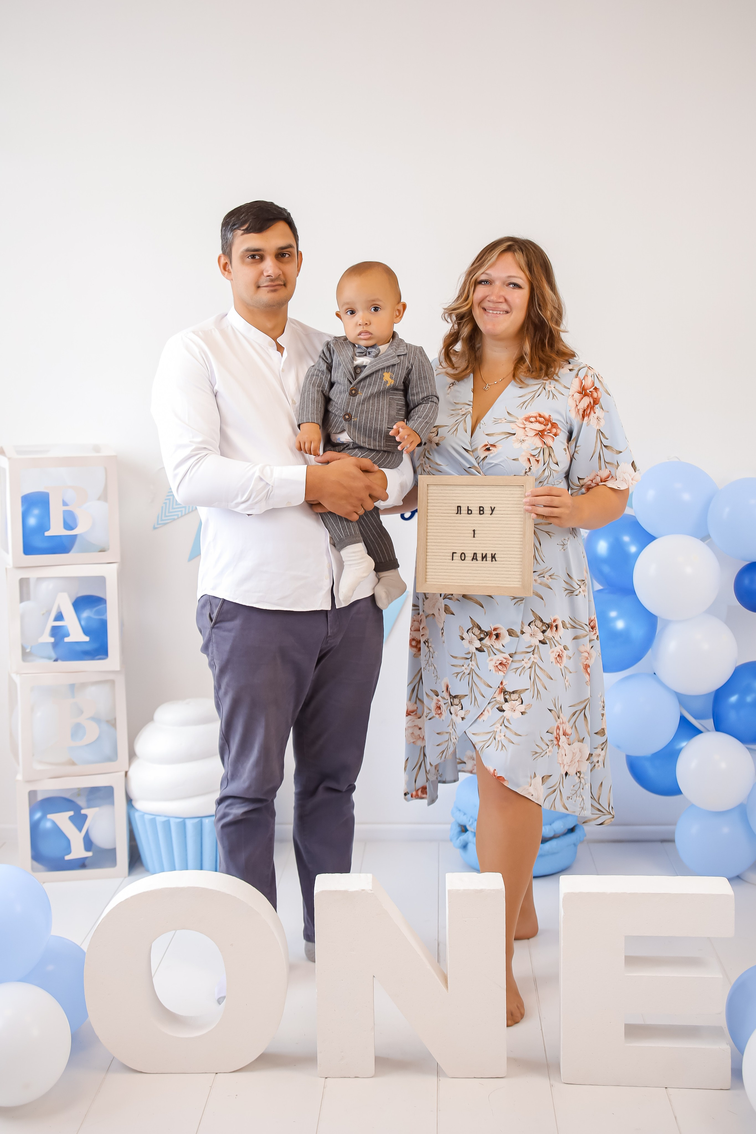 1й Годик Льва. Детский и Семейный фотограф в Санкт-Петербурге. Детская Фотостудия «FAMILY STORY»