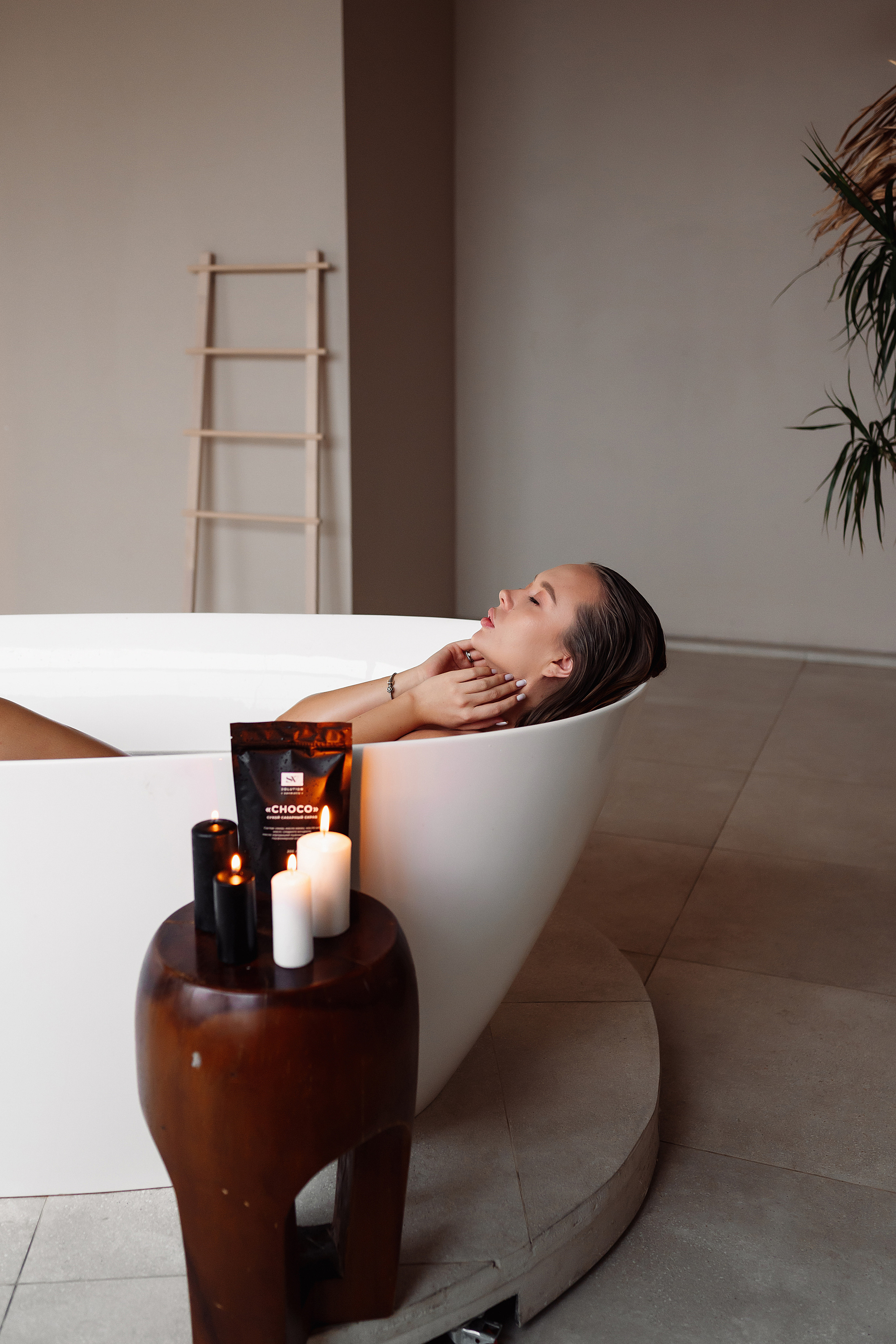 Съемка контента скрабы для тела. Фотограф товаров для соцсетей - инстаграм, вконтакте, сайта, блога. Контент-фотограф в Москве Хныкина Лена