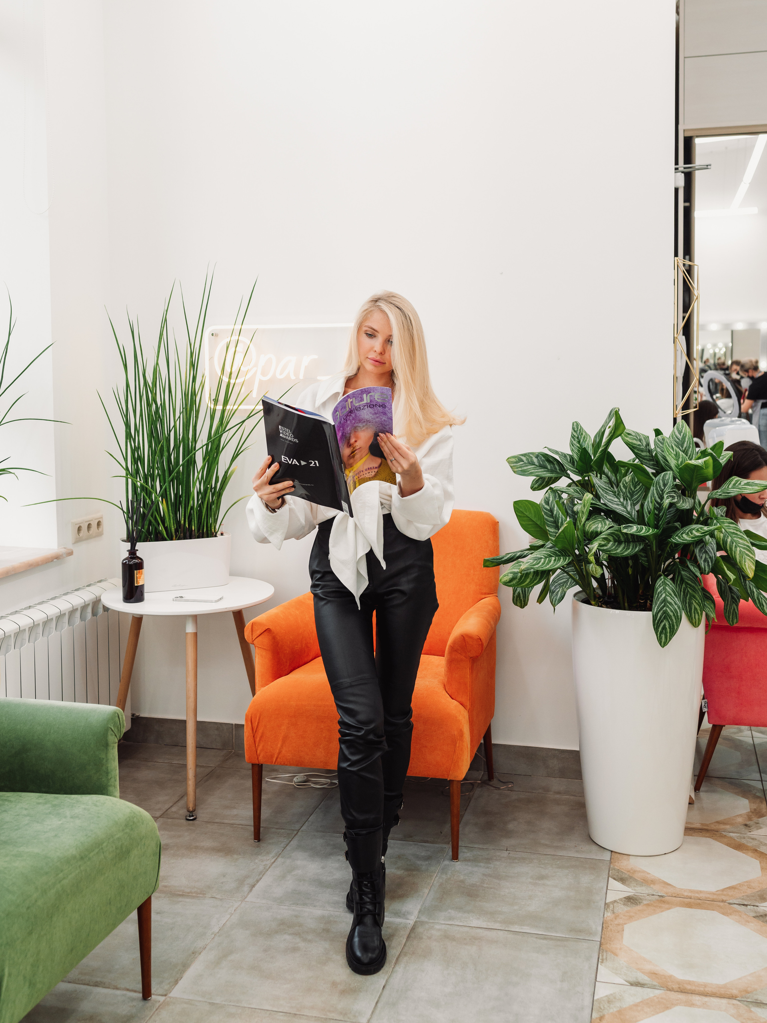 Съемка контента для салона красоты. Фотограф товаров для соцсетей - инстаграм, вконтакте, сайта, блога. Контент-фотограф в Москве Хныкина Лена