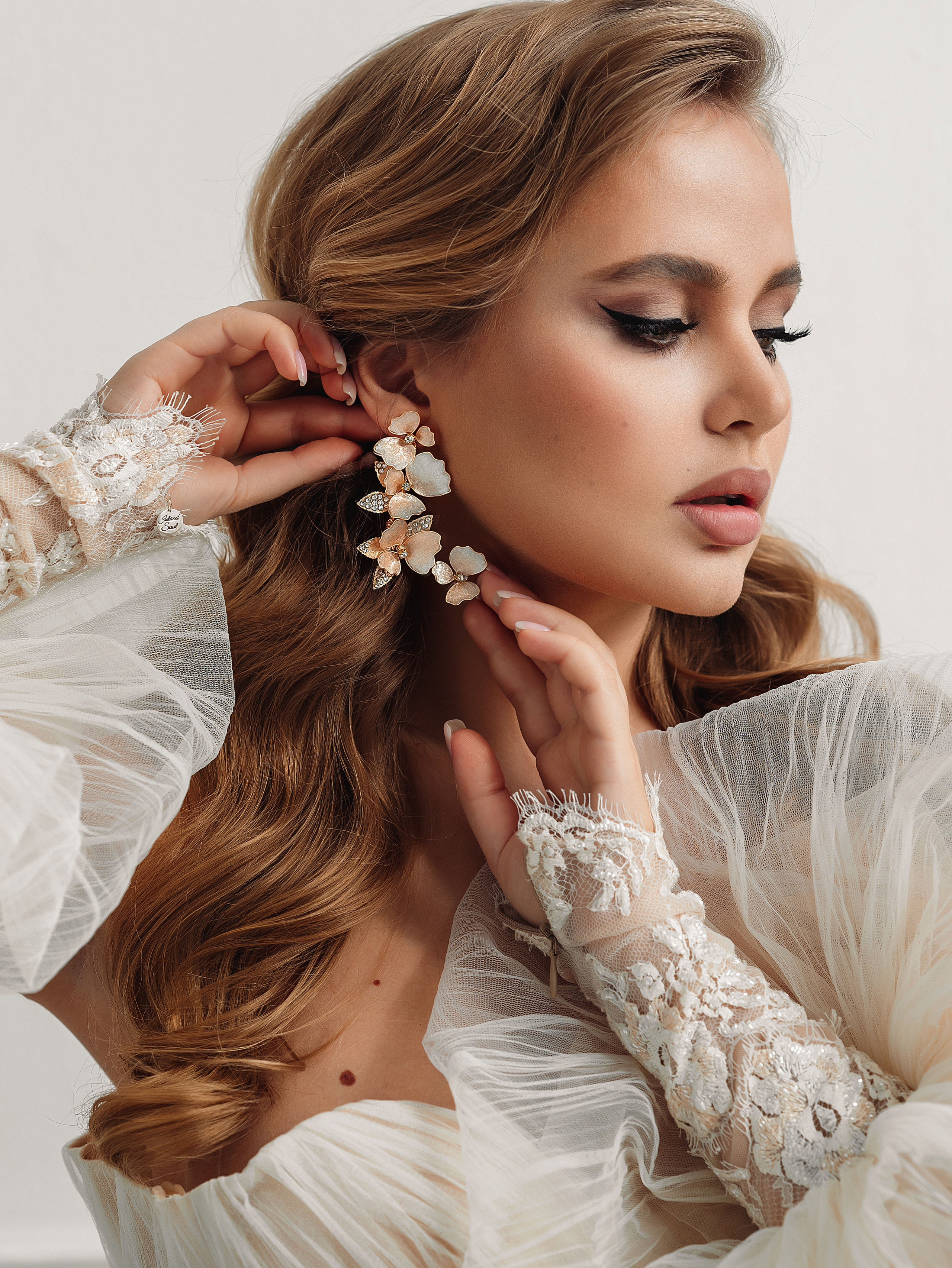 Съемка контента украшения. Фотограф товаров для соцсетей - инстаграм, вконтакте, сайта, блога. Контент-фотограф в Москве Хныкина Лена