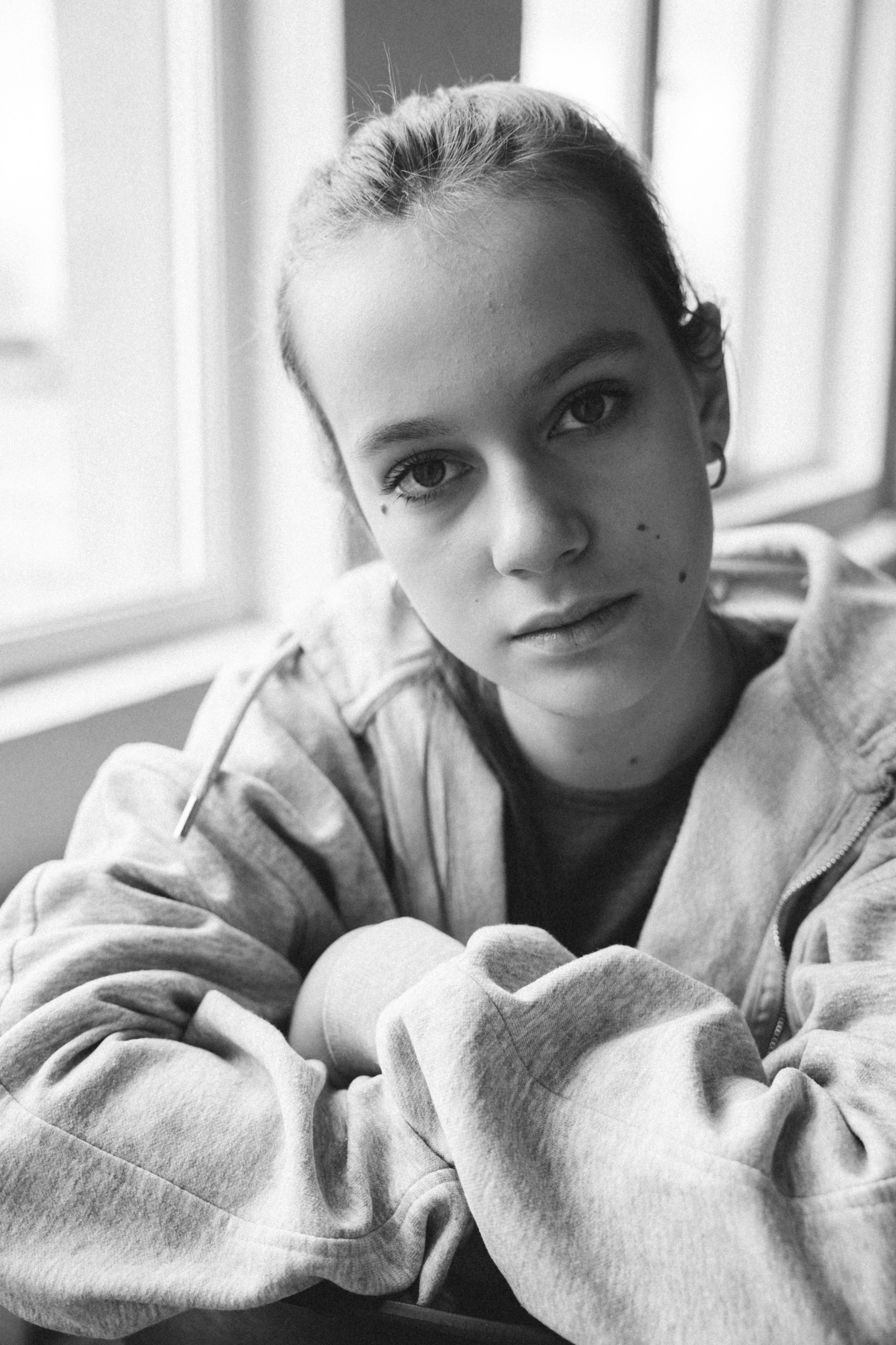 ПОЛИНА. Я фотограф из Москвы к Вашим услугам