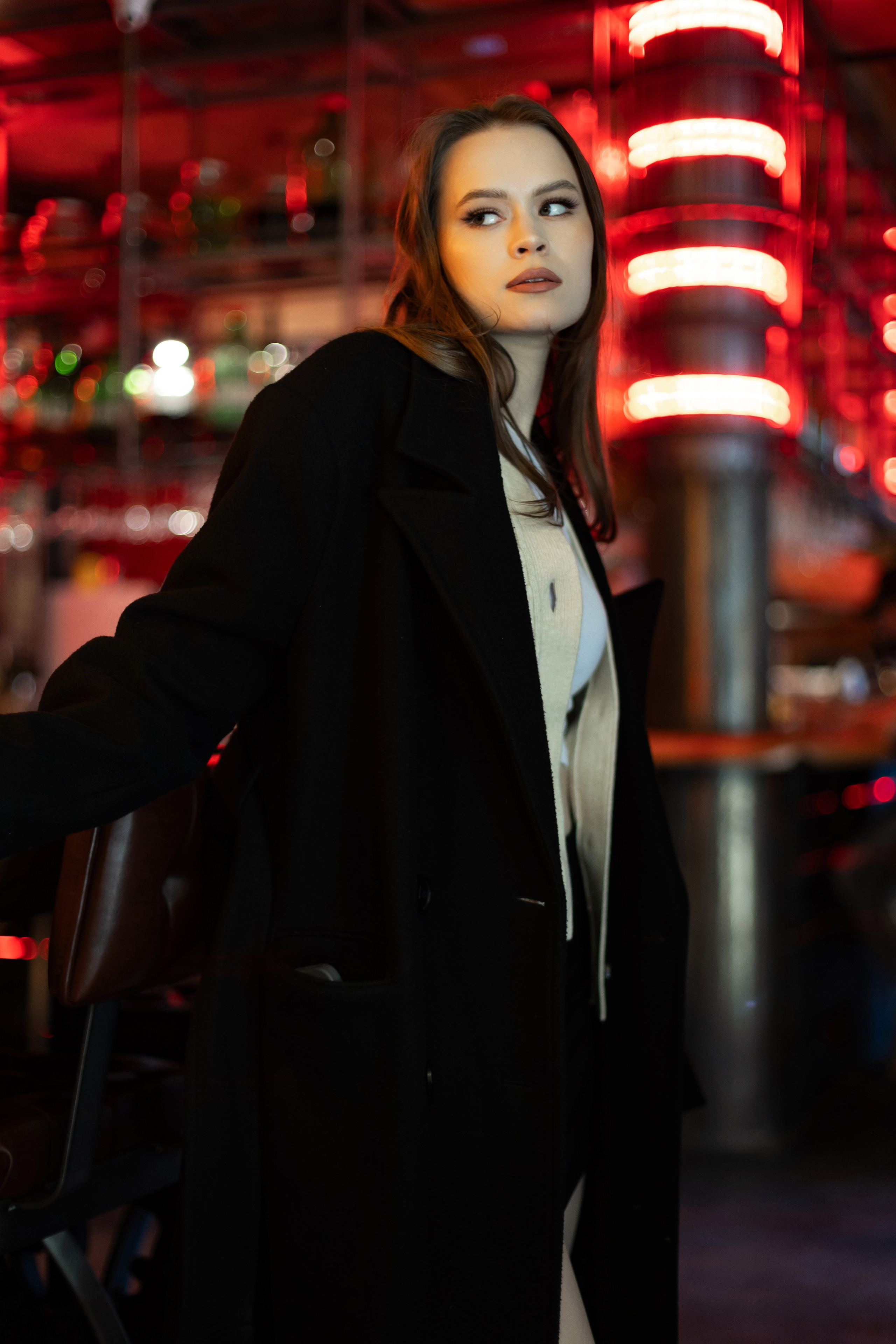 Фотосъемка девушки в пространстве Seno. Свадебный и портретный фотограф в Санкт-Петербурге Надежда Чечулина