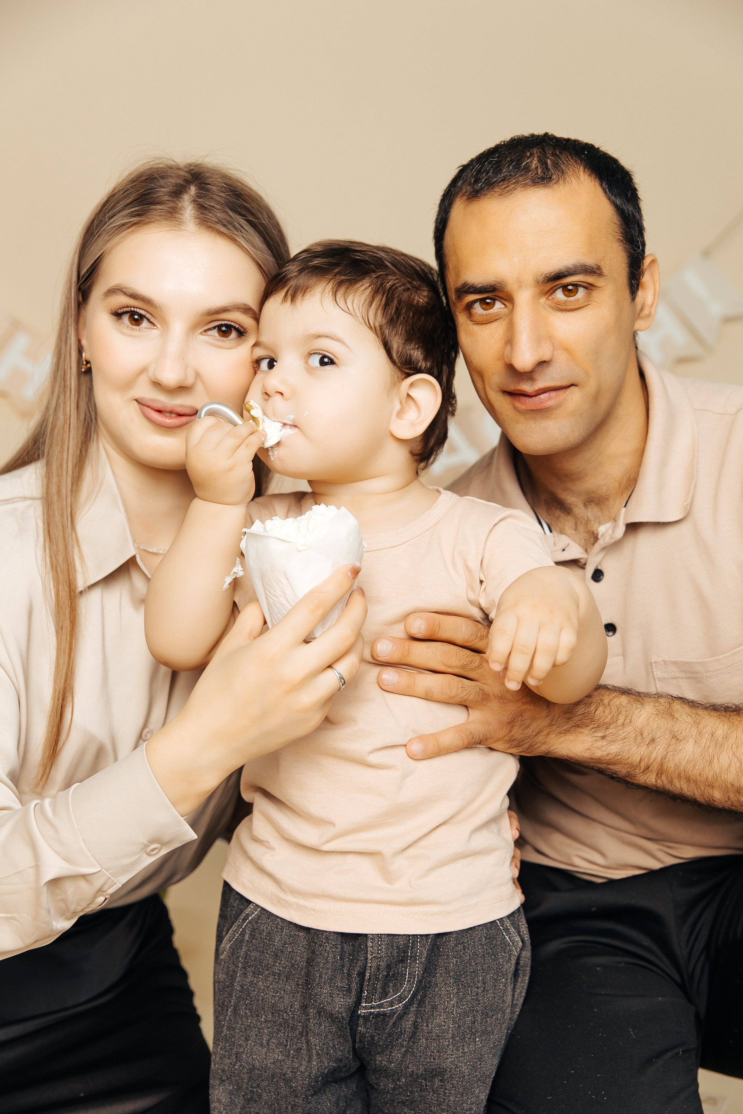 Детское день рождение в фотостудии. Свадебный фотограф Кропоткин Краснодар