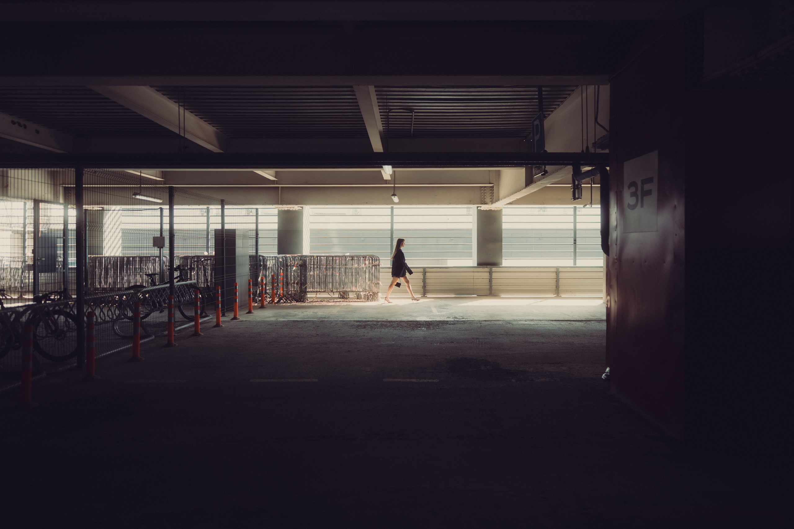 Портретный и предметный фотограф в Москве Антон Аванзато