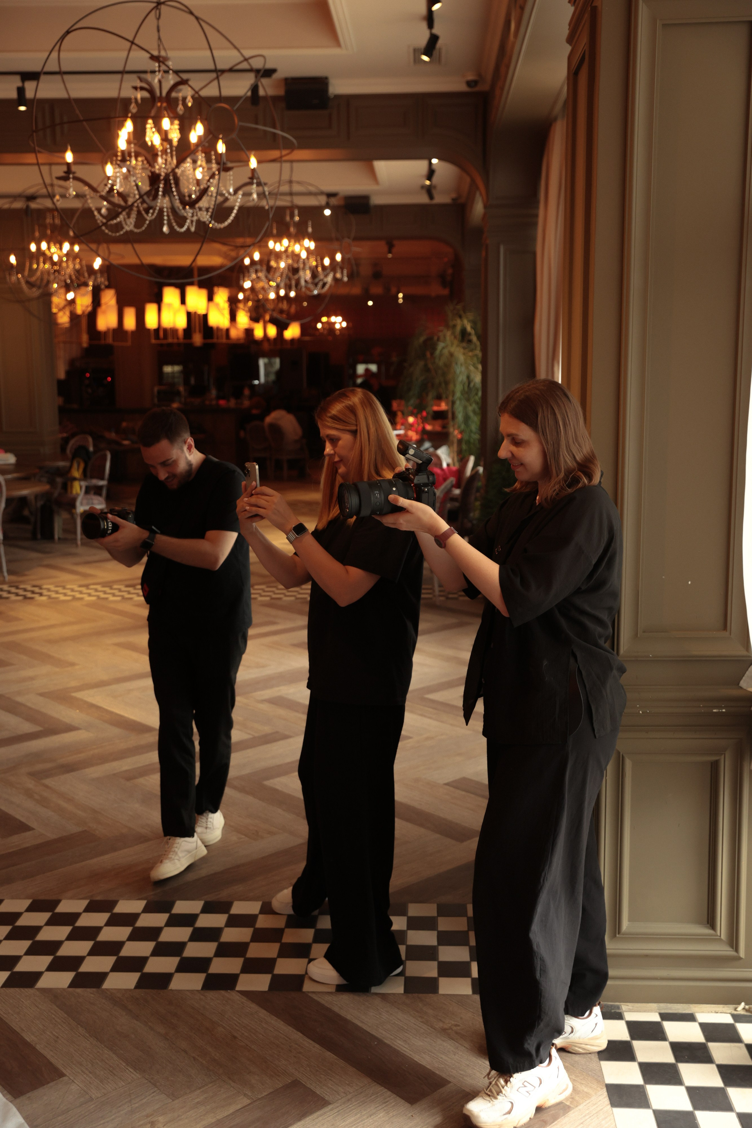 20|08|25 Backstage. On Emotions агентство