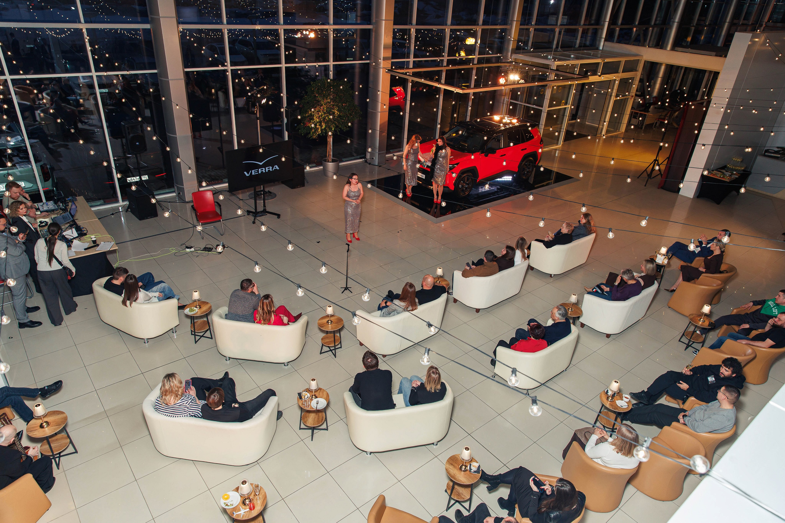 Презентация новой Toyota RAV4. Репортажный и свадебный фотограф в Уфе Павел Кожевников