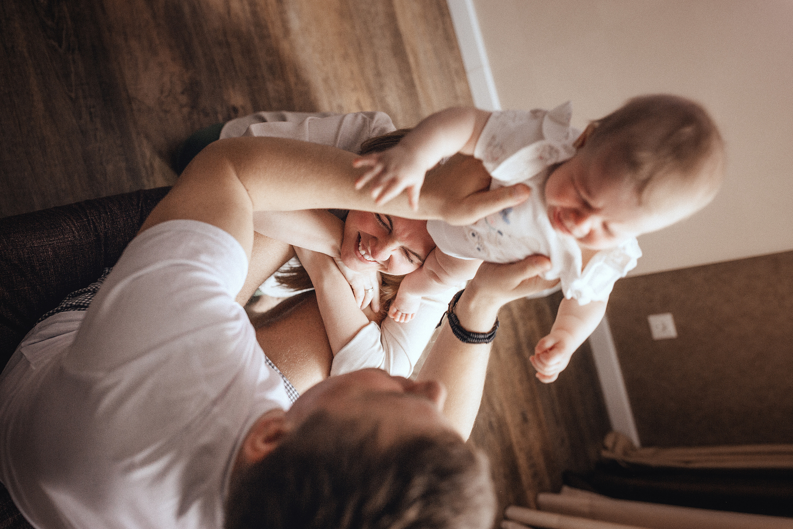 Варя, мама Лена, папа Коля. Семейный фотограф в Москве Натали Момот