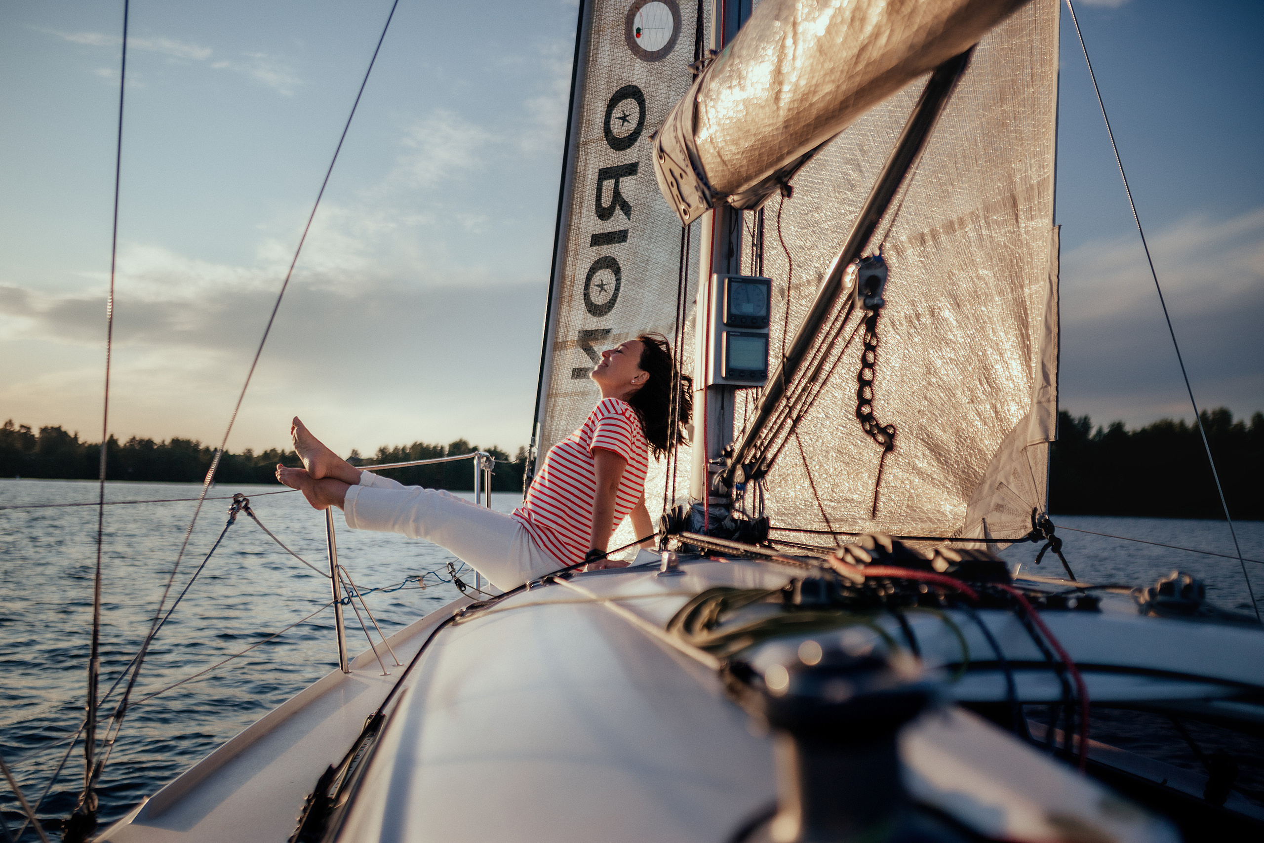 Прогулка с Олесей на яхте. Семейный фотограф в Москве Натали Момот