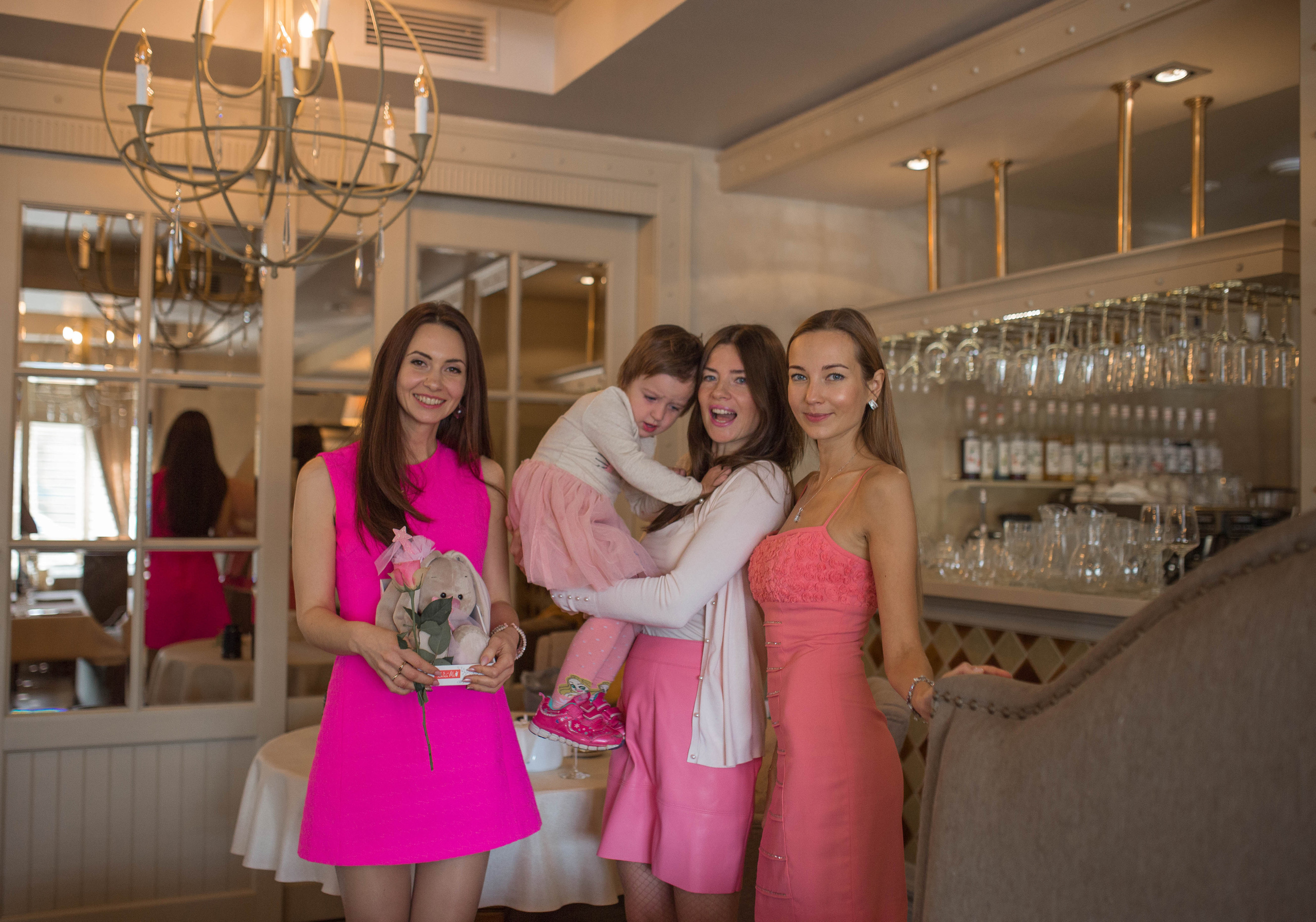 Мероприятие в женском клубе Plamir. Семейный фотограф в Москве Натали Момот