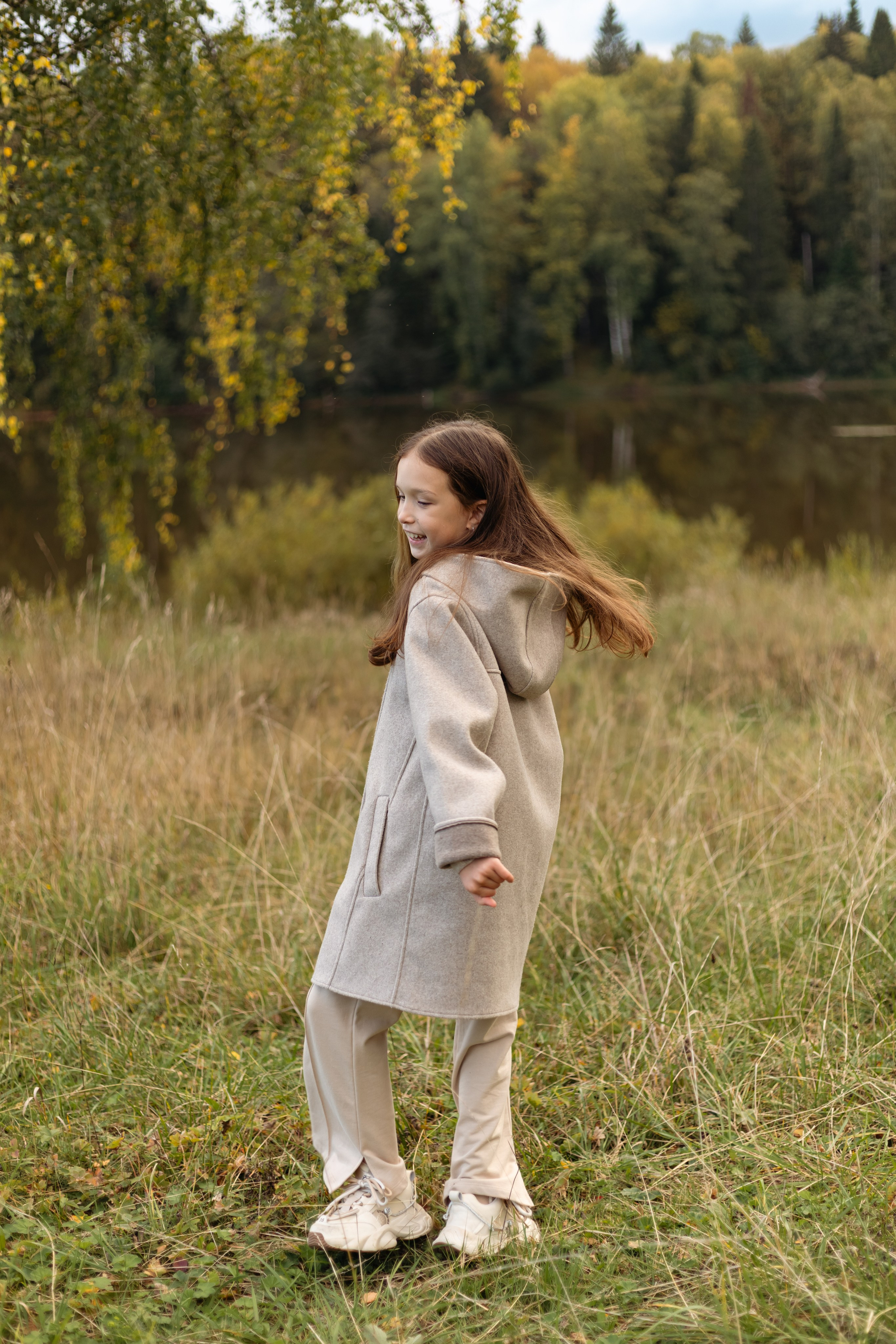 Осенняя прогулка у пруда. Фотограф Айгуль Габсаматова Октябрьский