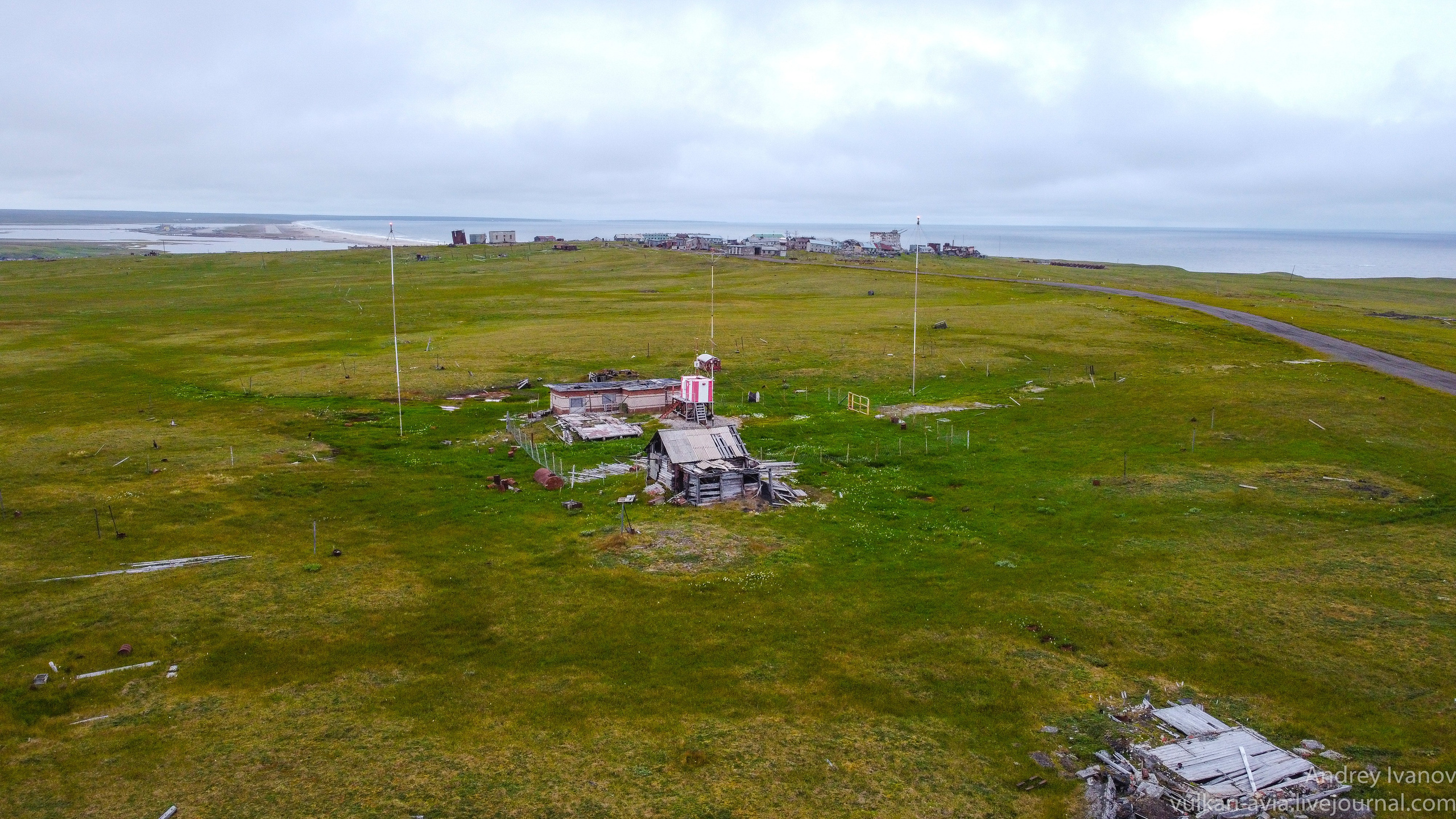 Амдерма — наука (2020 г.). Фотоальбом показывающий увлекательный мир авиации и мир медведей Андрея Иванова