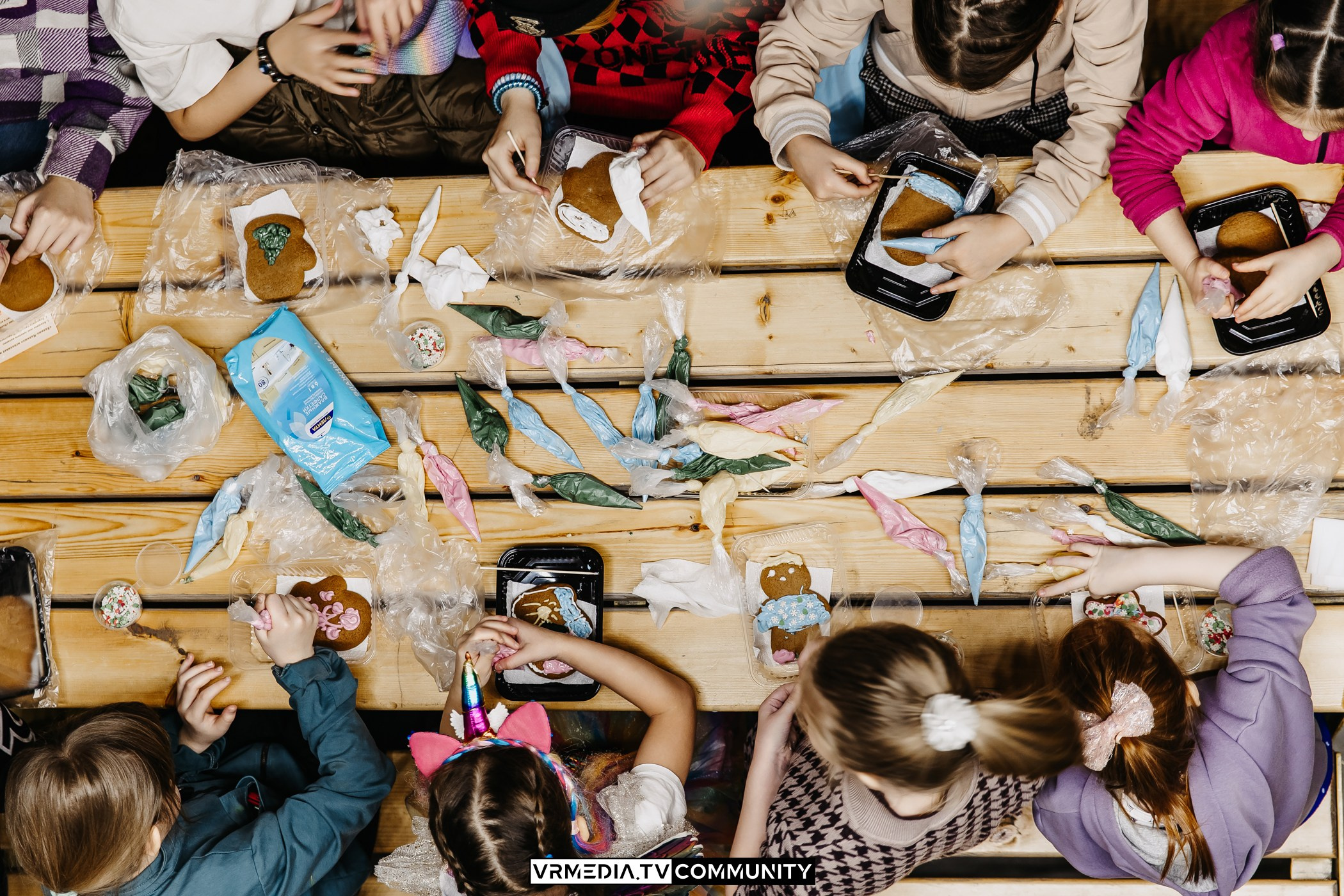 Традиционный рождественский базар и Garage Sale