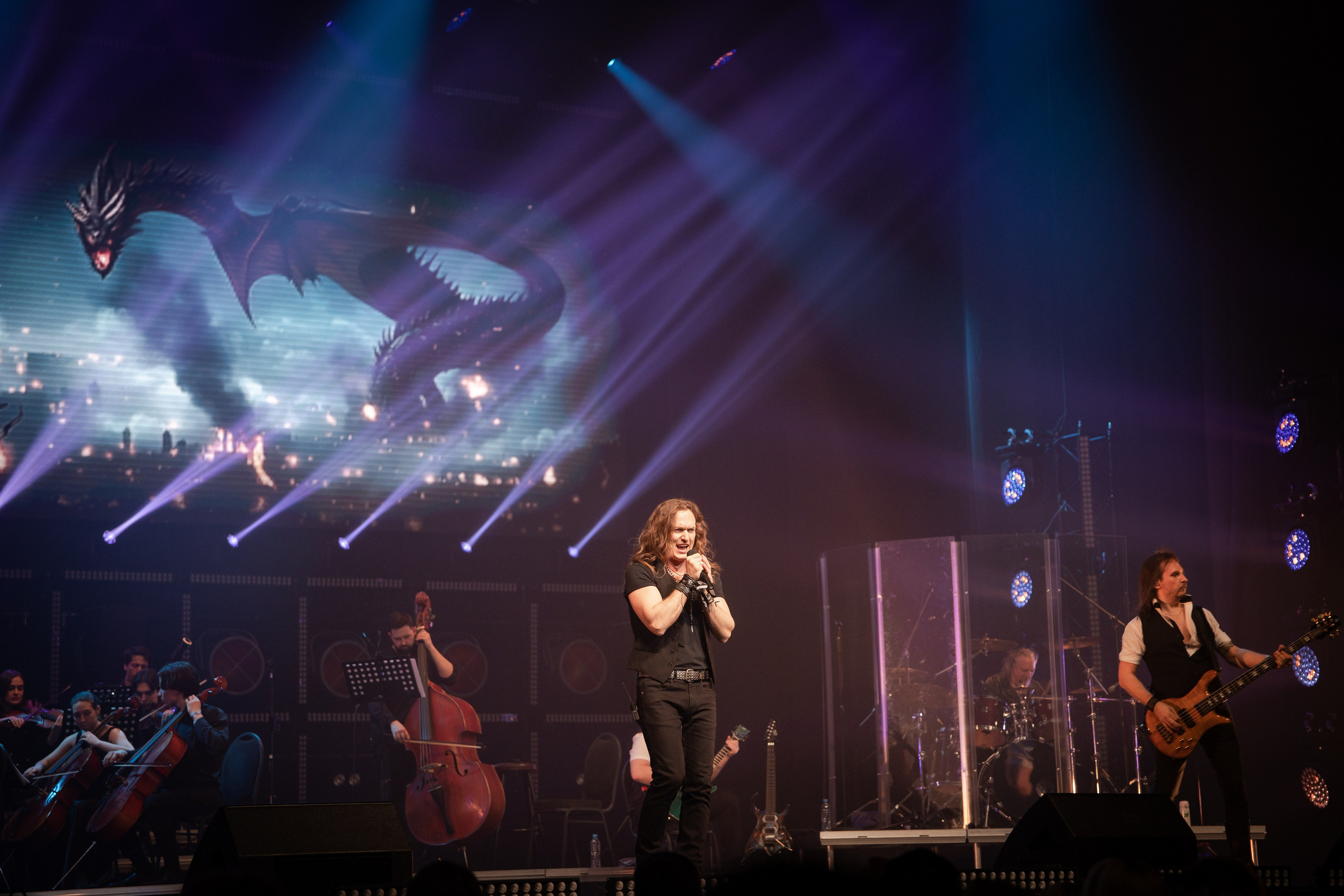 Эпидемия. Симфоническая рукопись. Москва. Фотограф. г. Южно-Сахалинск. Олег Толстов