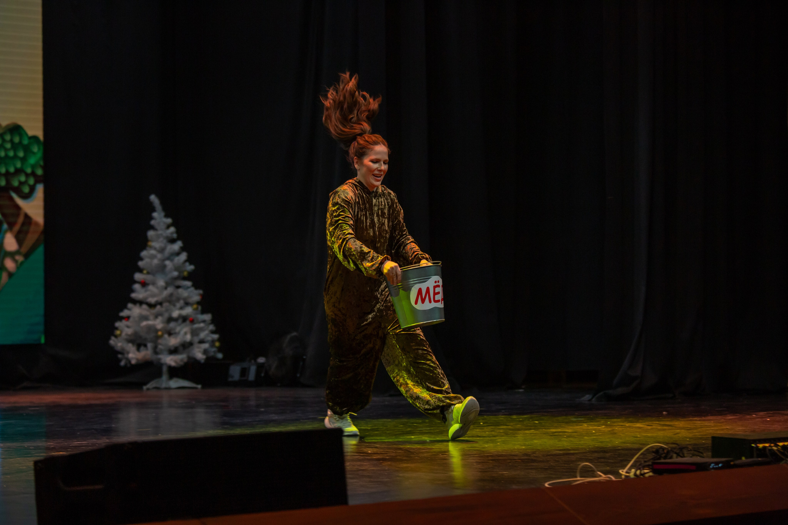 Концерт детской танцевальной школы. Репортажный, семейный, свадебный, портретный фотограф