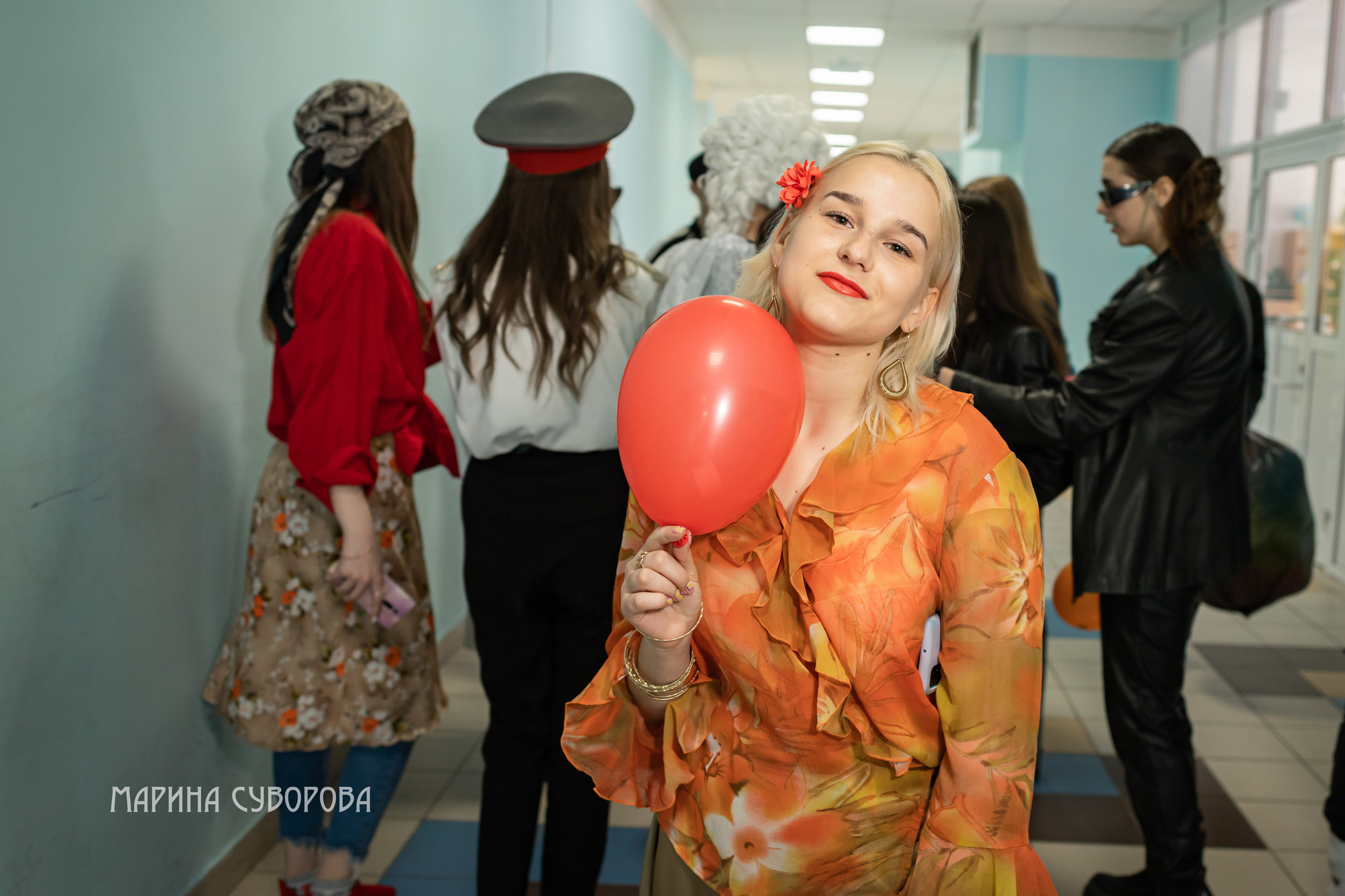 Фото выпуск 11 класс. Свадебный фотограф Марина Суворова и видеооператор Олег Петров