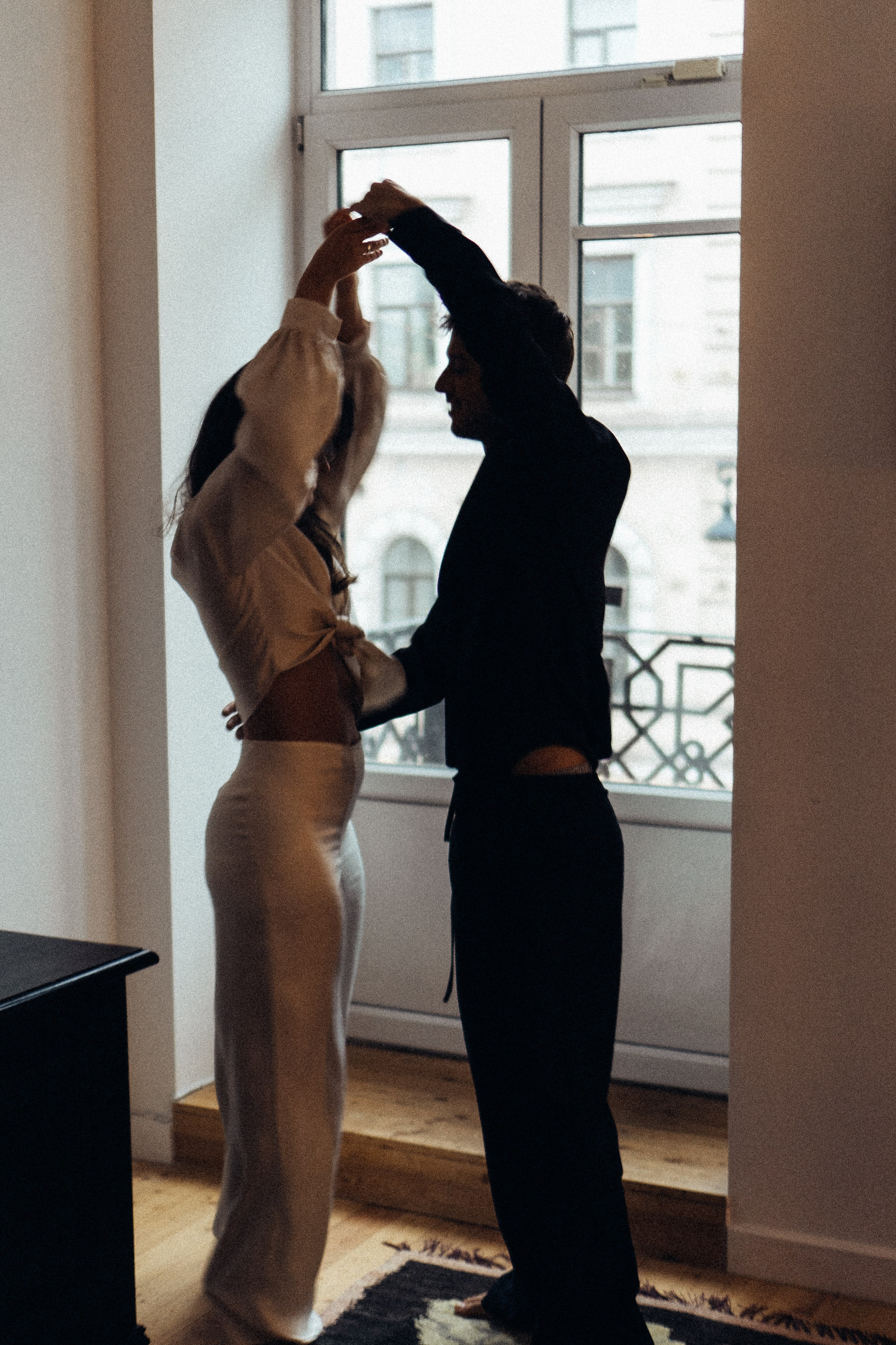 УТРО ЖЕНИХА И НЕВЕСТЫ В ПИТЕРСКОЙ КВАРТИРЕ И СЬЕМКА С СВАДЕБНЫХ ОБРАЗАХ. Профессиональный фотограф, Санкт-Петербург — Виктория Богомолова