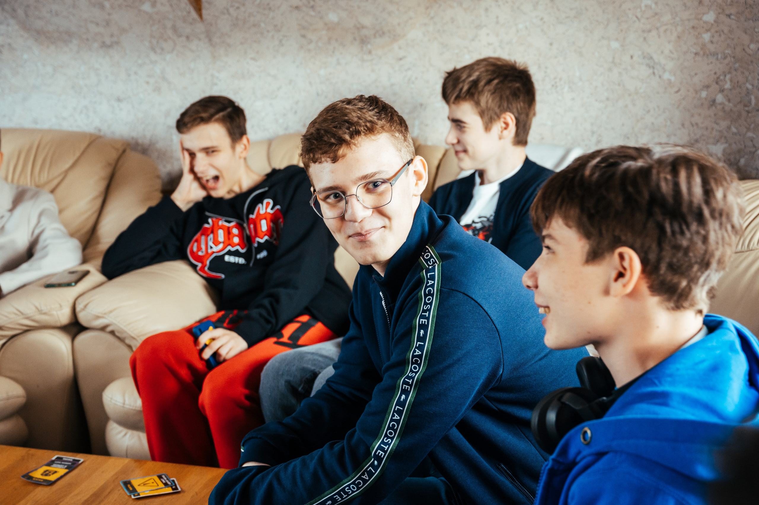 Последний звонок. Анастасия Петрович фотограф, фотокорреспондент в Москве и Санкт-Петербурге. Фотосъёмка репортажа, мероприятия, корпоративная съёмка, контент