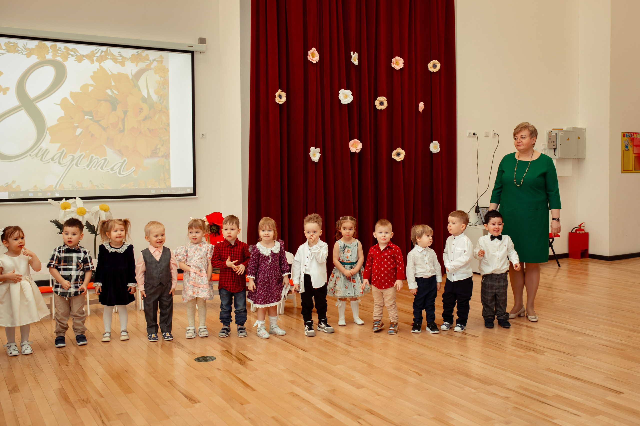 Праздник весны в детском саду. Семейный и детский фотограф в Москве Дорогова Екатерина