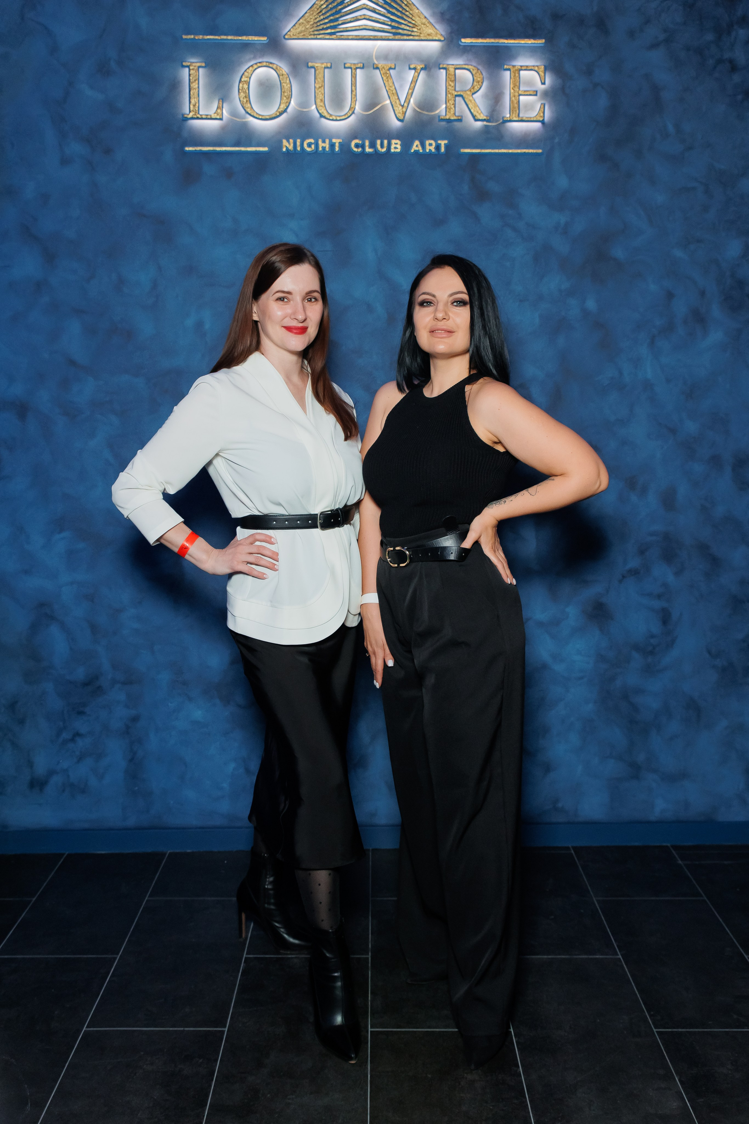 ЛУВР [Открытие Ночного клуба]. СВОИ. ФОТООТЧЕТЫ-СОБЫТИЯ-МЕСТА