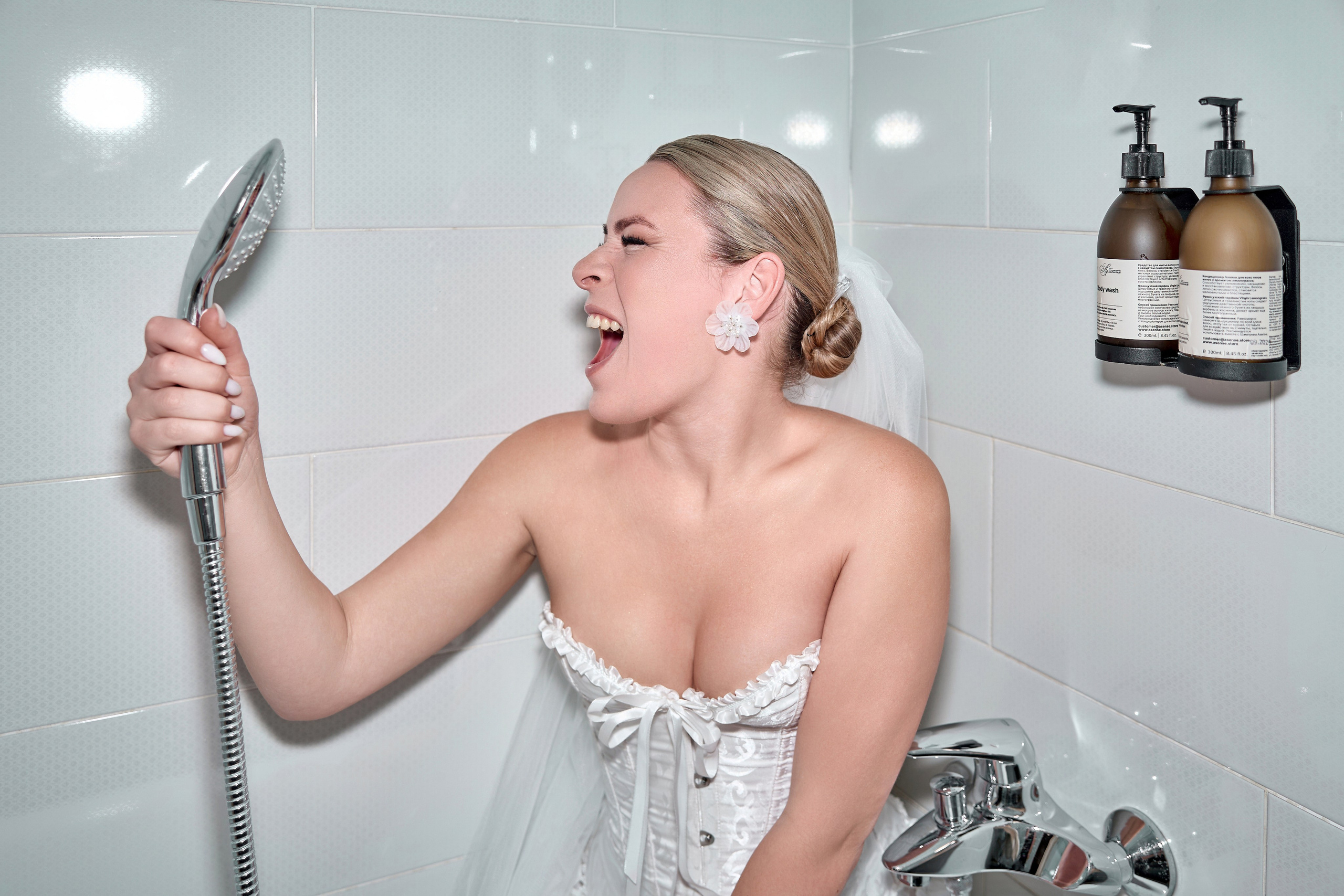 Утро невесты и свадебная фотосессия в гостинице