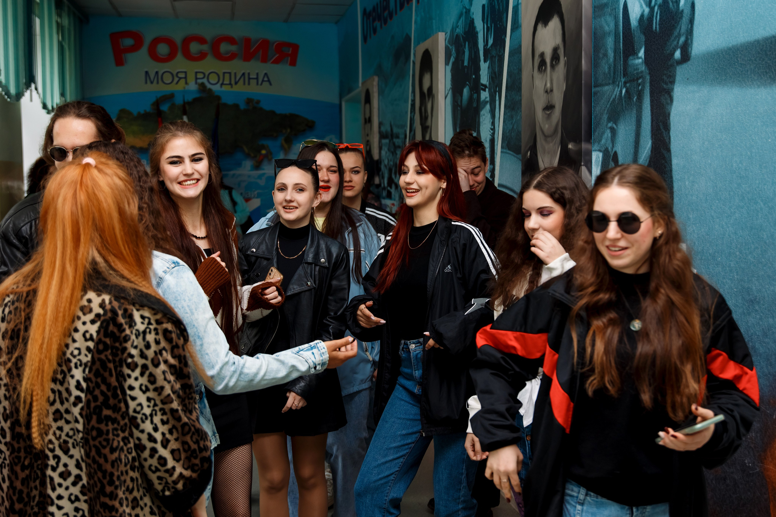 11 класс день не послушания в школе. Фотограф Любовь Корниенко, Примоский край