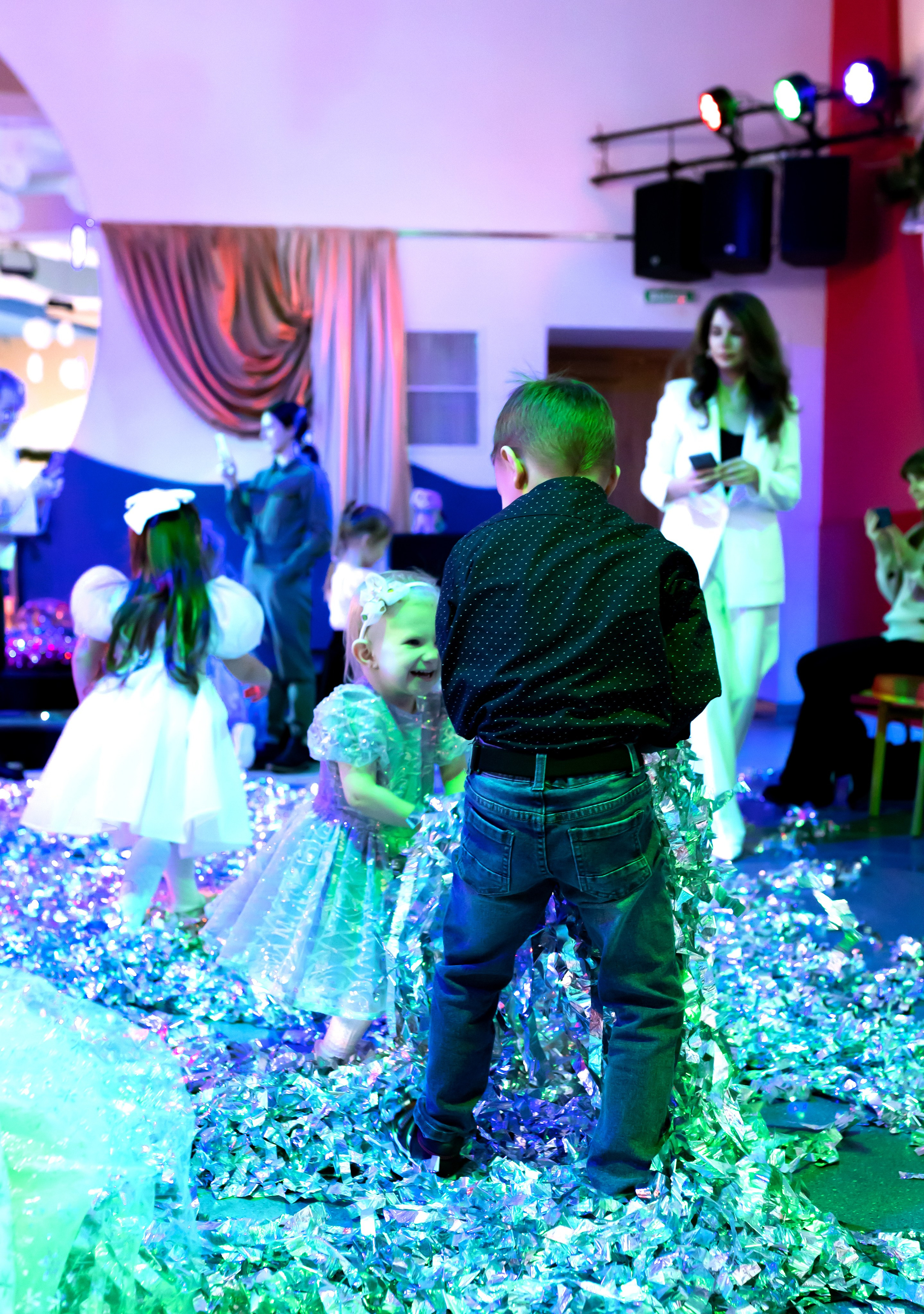 Утренник в ДОФ 04.01.25. Ольга Смирнова юрист, фотограф