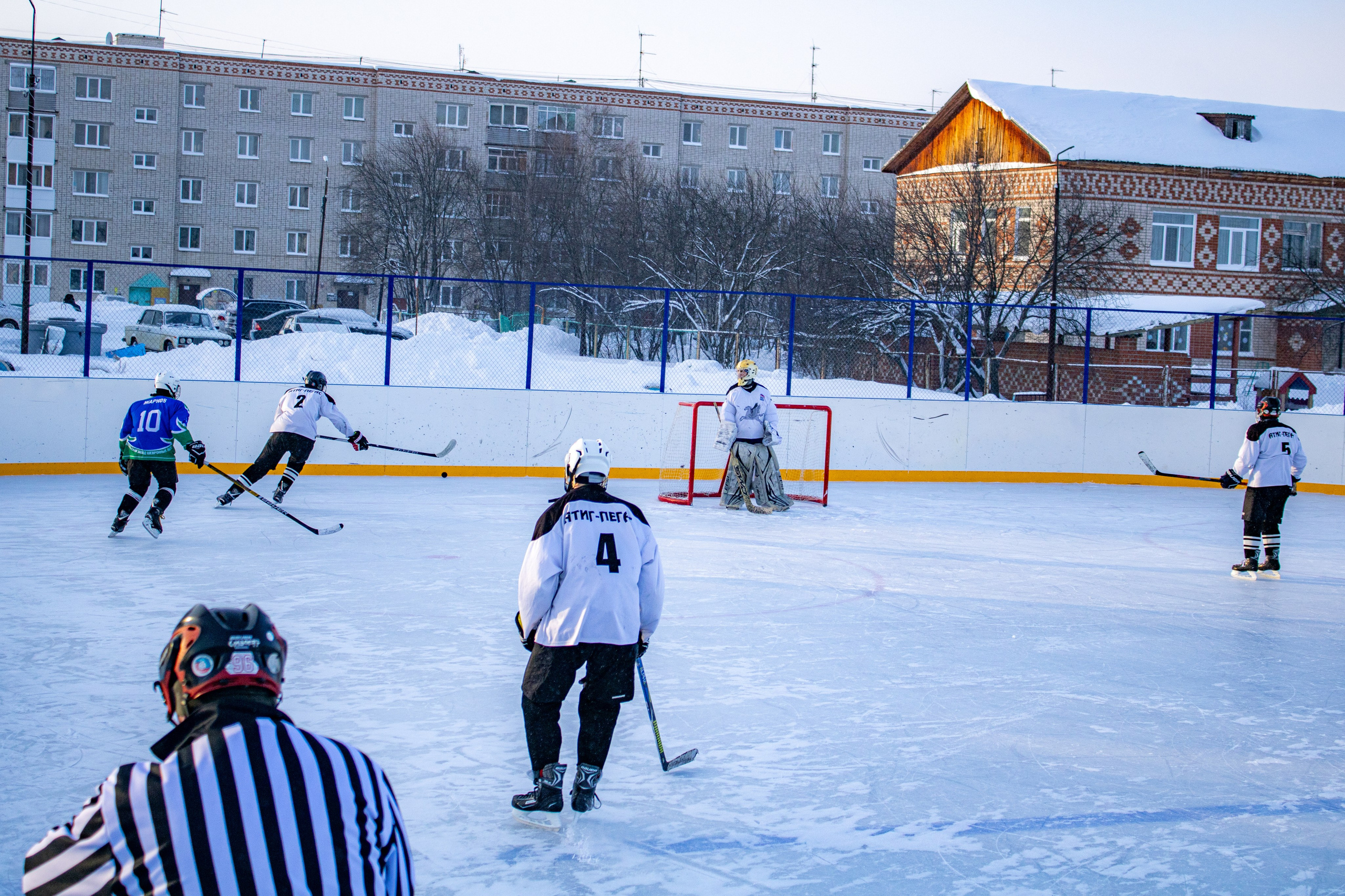 Хоккей г.п Атиг-г.п Дружинино