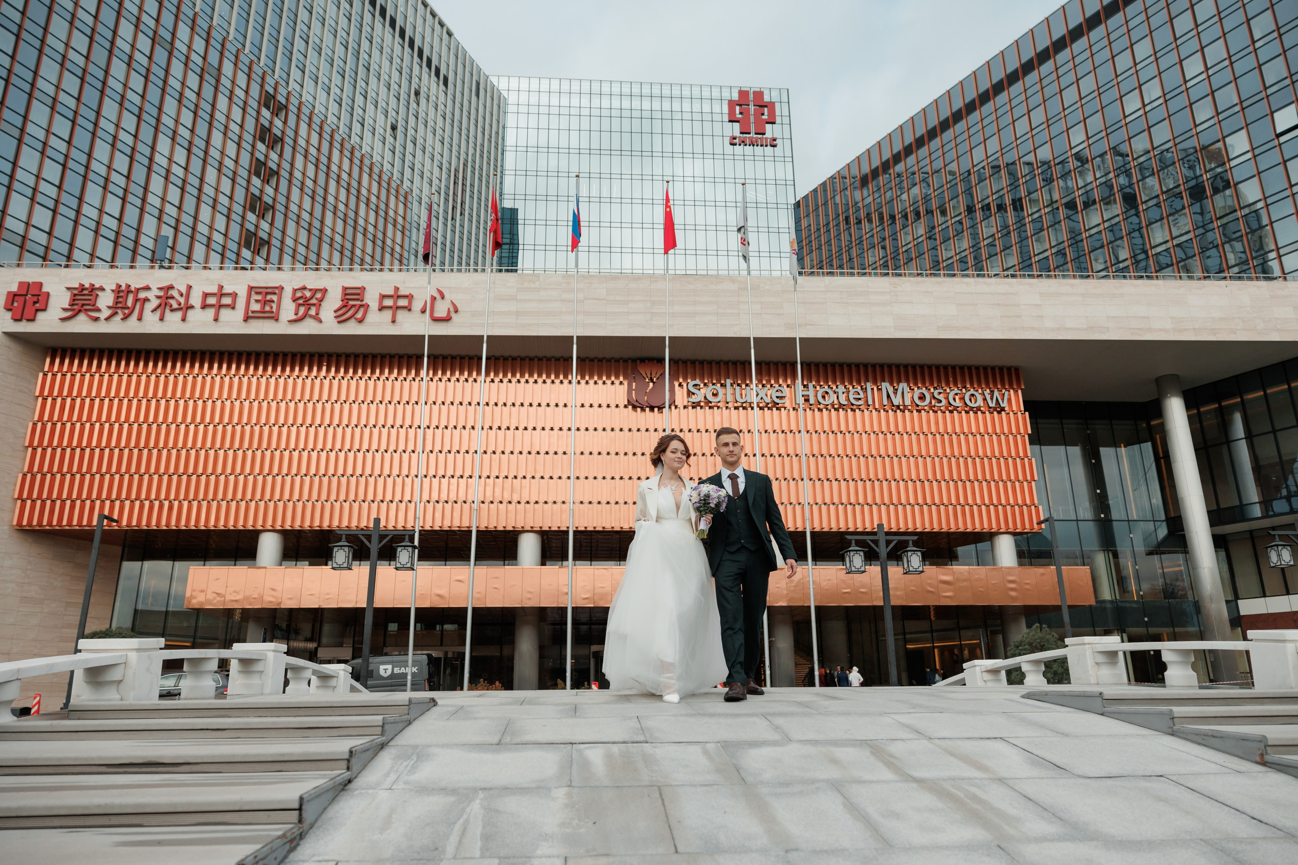 Константин и Дарья, ЗАГС ВДНХ, отель Soluxe, ресторан «Антик». Свадебный и репортажный фотограф (Москва, Королев и другие)