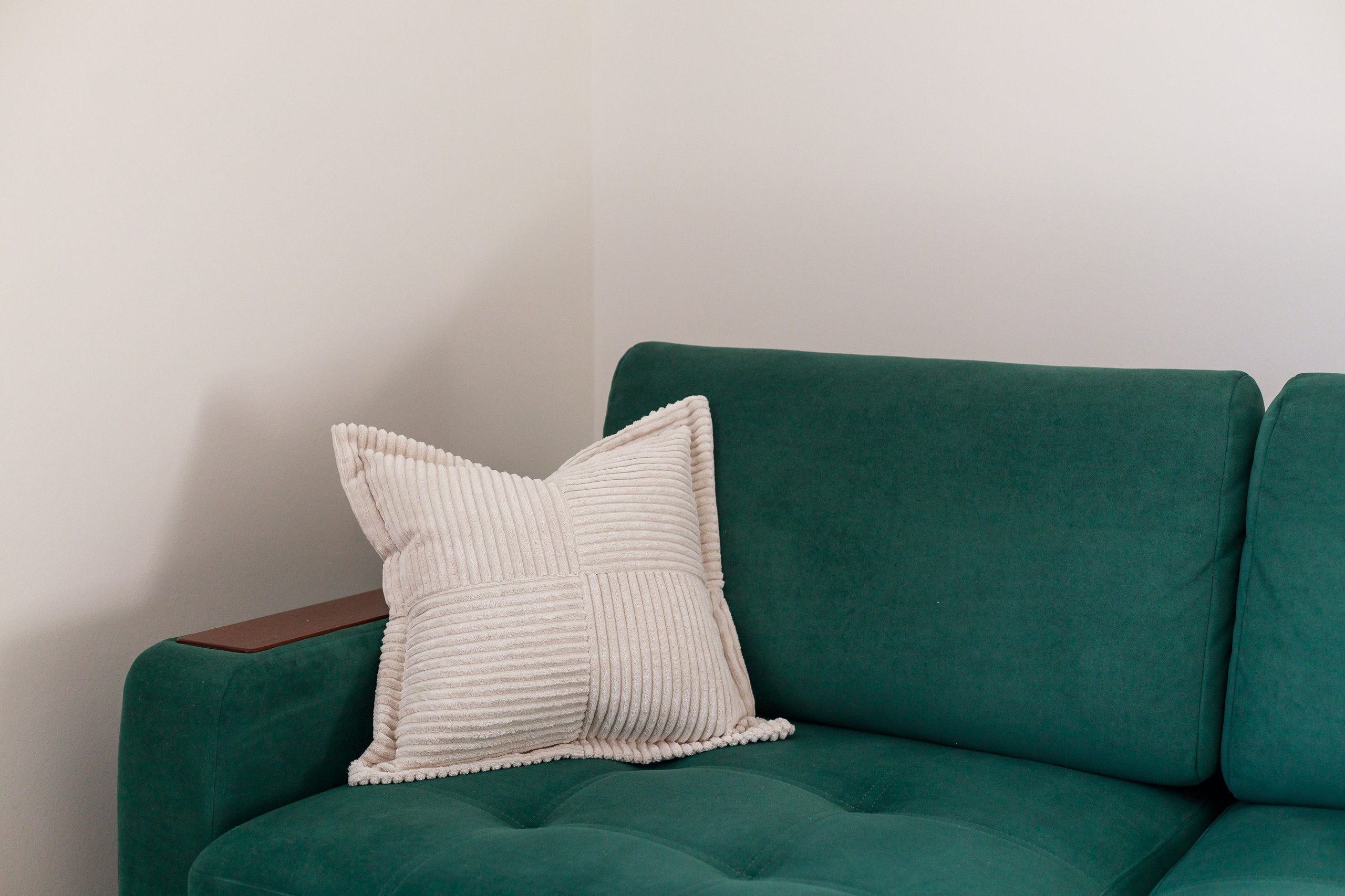 Фотосъемка апартаментов для посуточной аренды. Интерьерный фотограф в Москве Роман Потапов