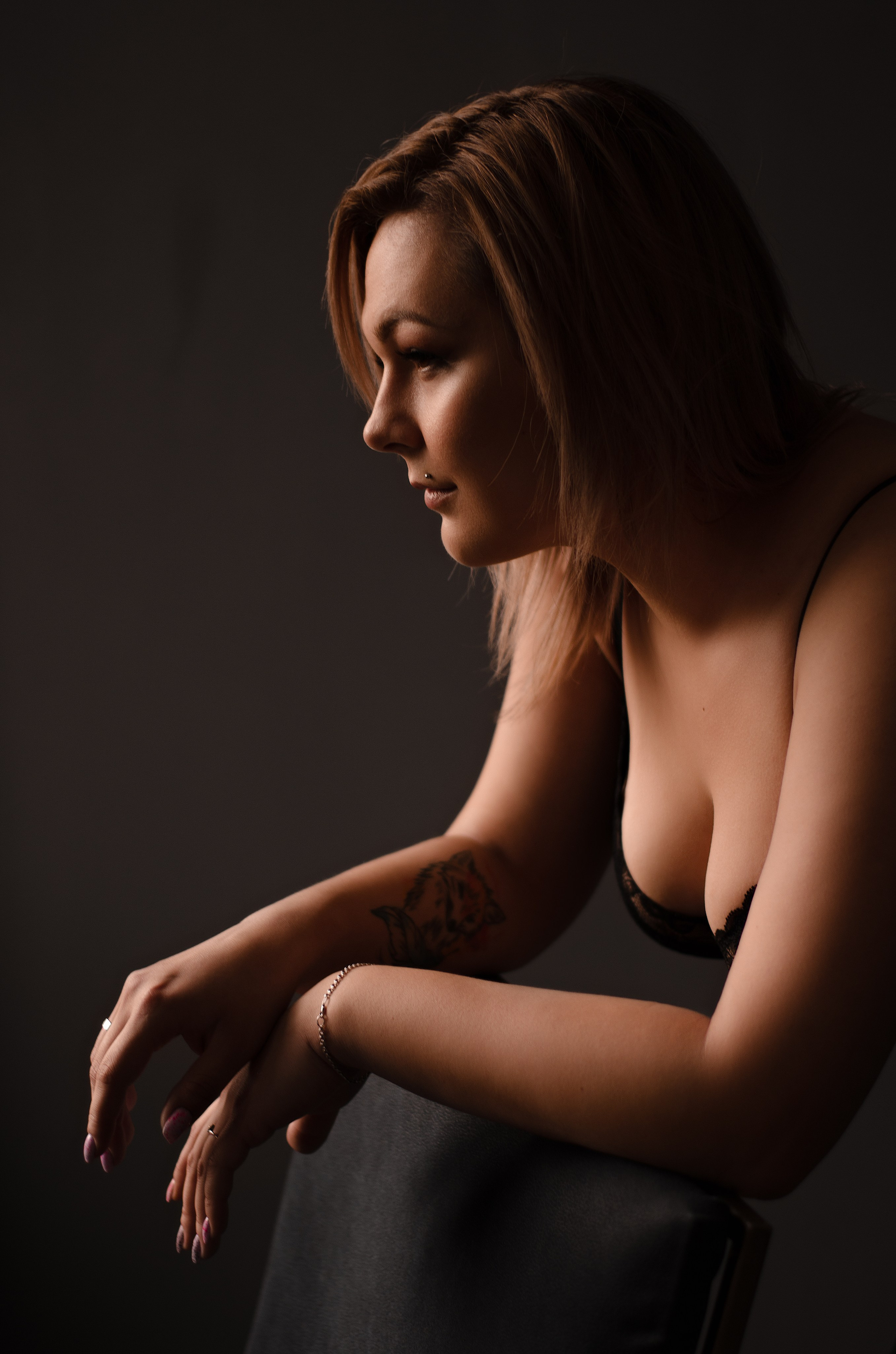 Идеи со стулом, креслом. Будуарный / Ню Фотограф Наталья Шевченко Минск