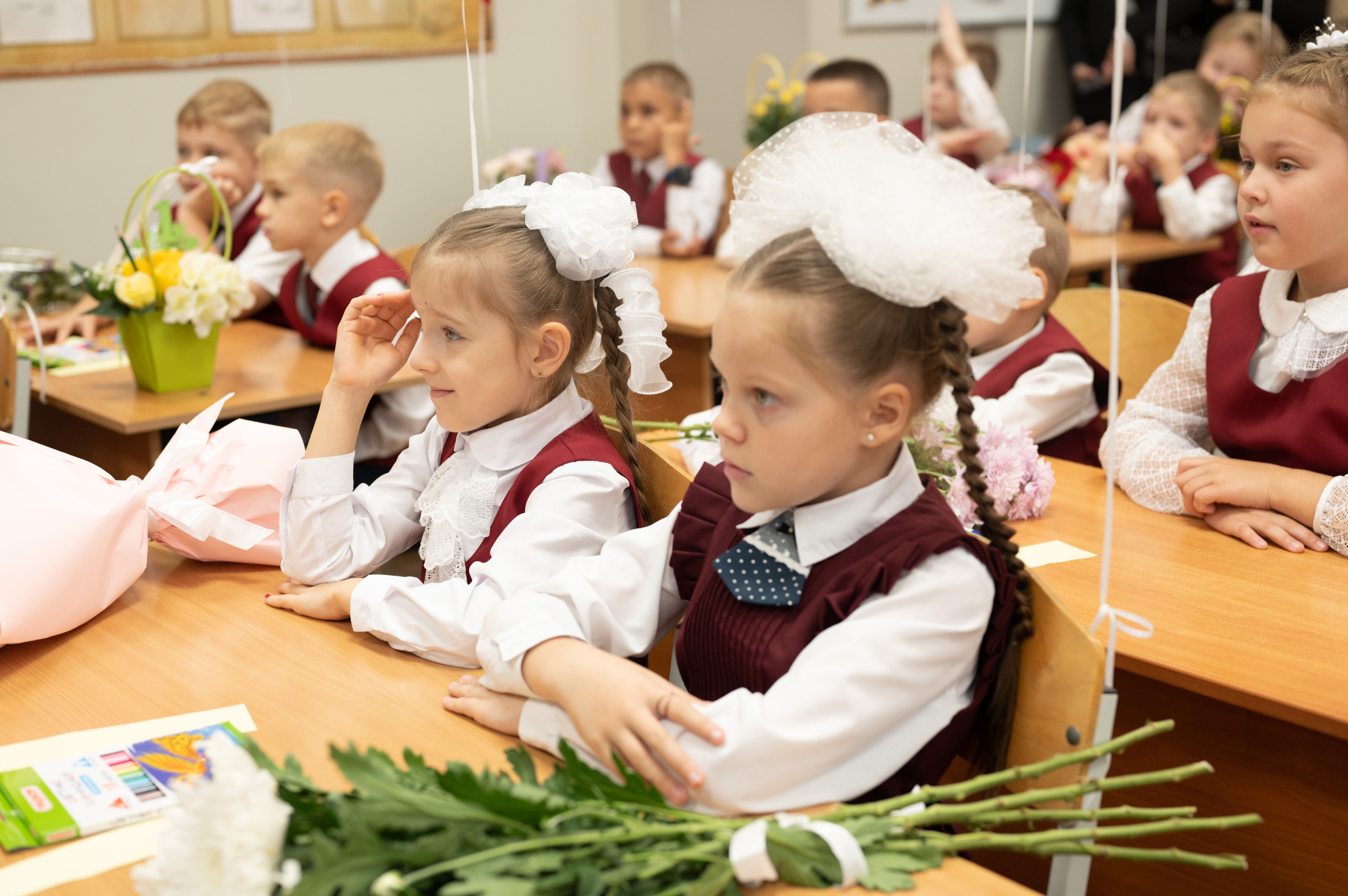 1 сентября 1 К 16 гимназия репортаж, линейка +в классе. Фотограф новорожденных, семейный детский в Тюмени Татьяна Морозова