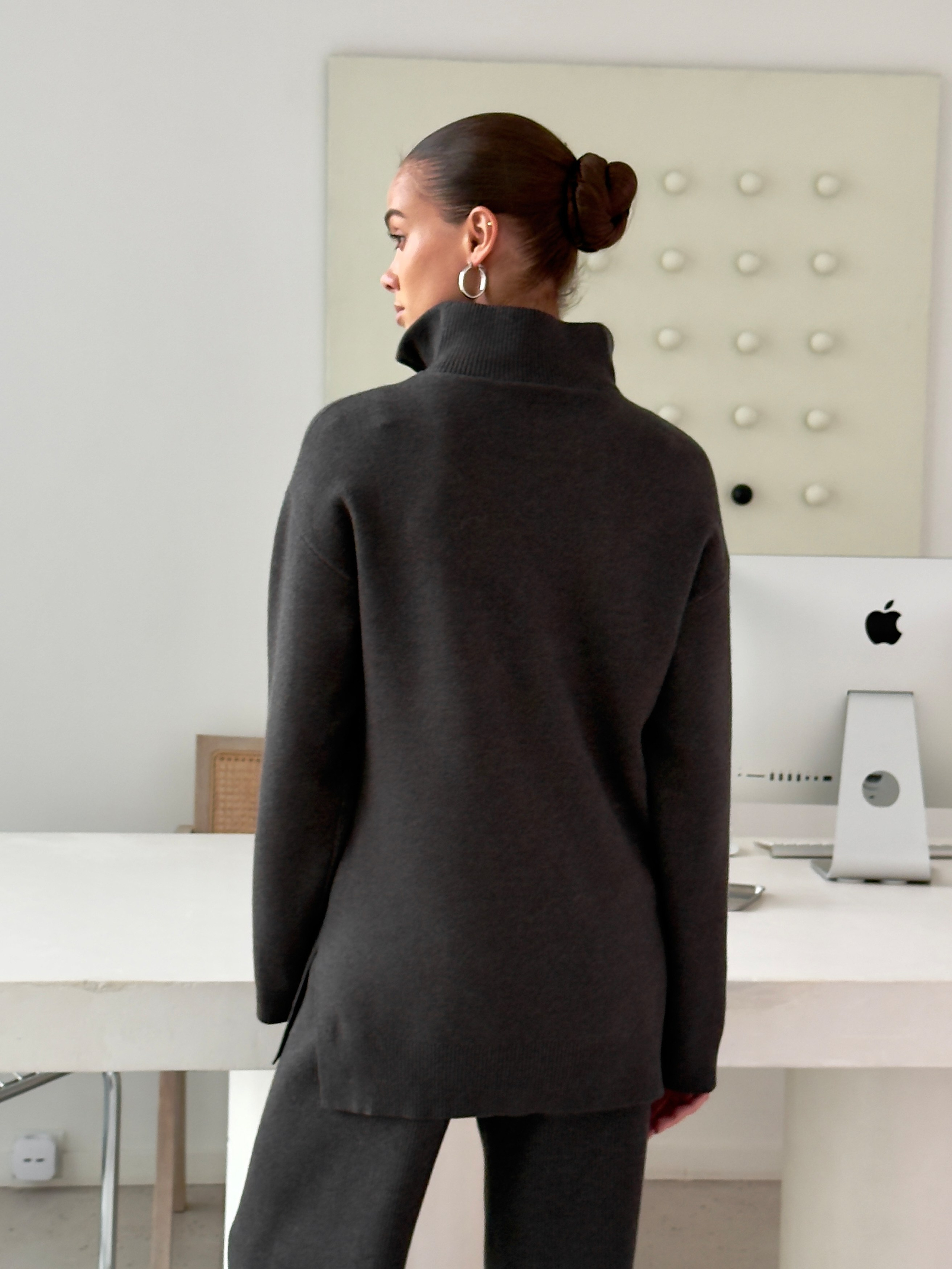 Mob.content. 595 Production