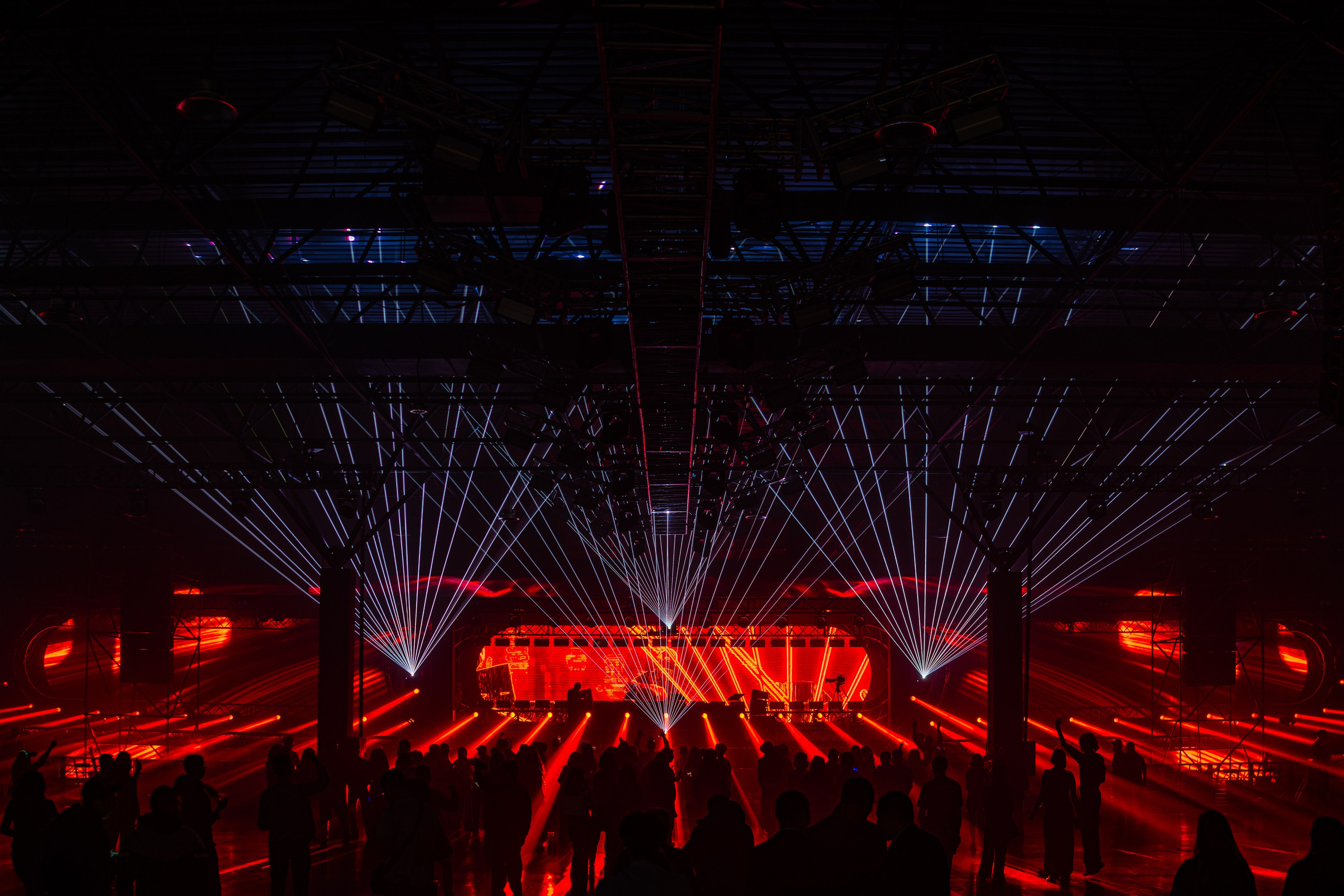 PAUL VAN DYK / 2024. OOPS