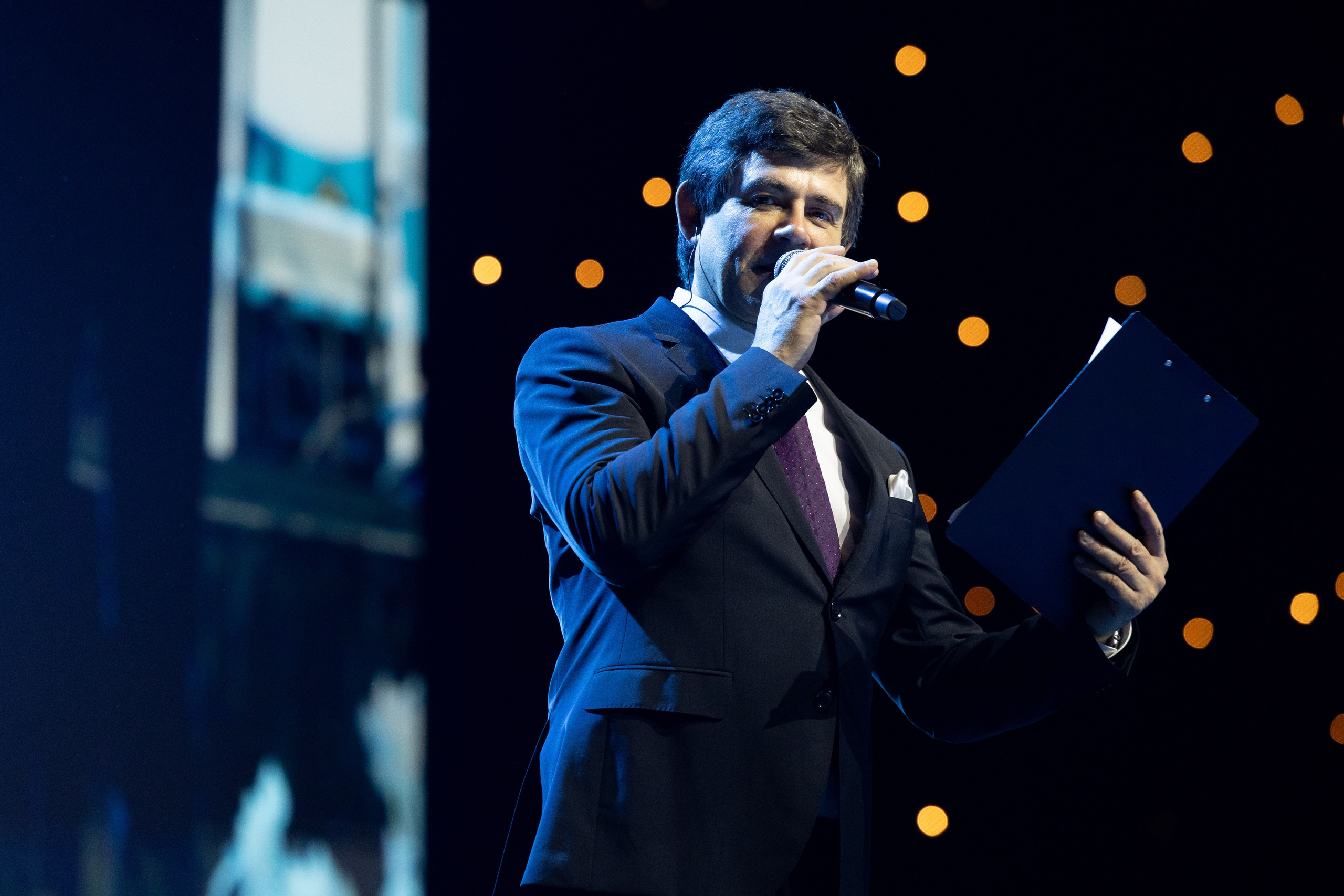 Концерты. VICTOR SAPOZHNIKOV