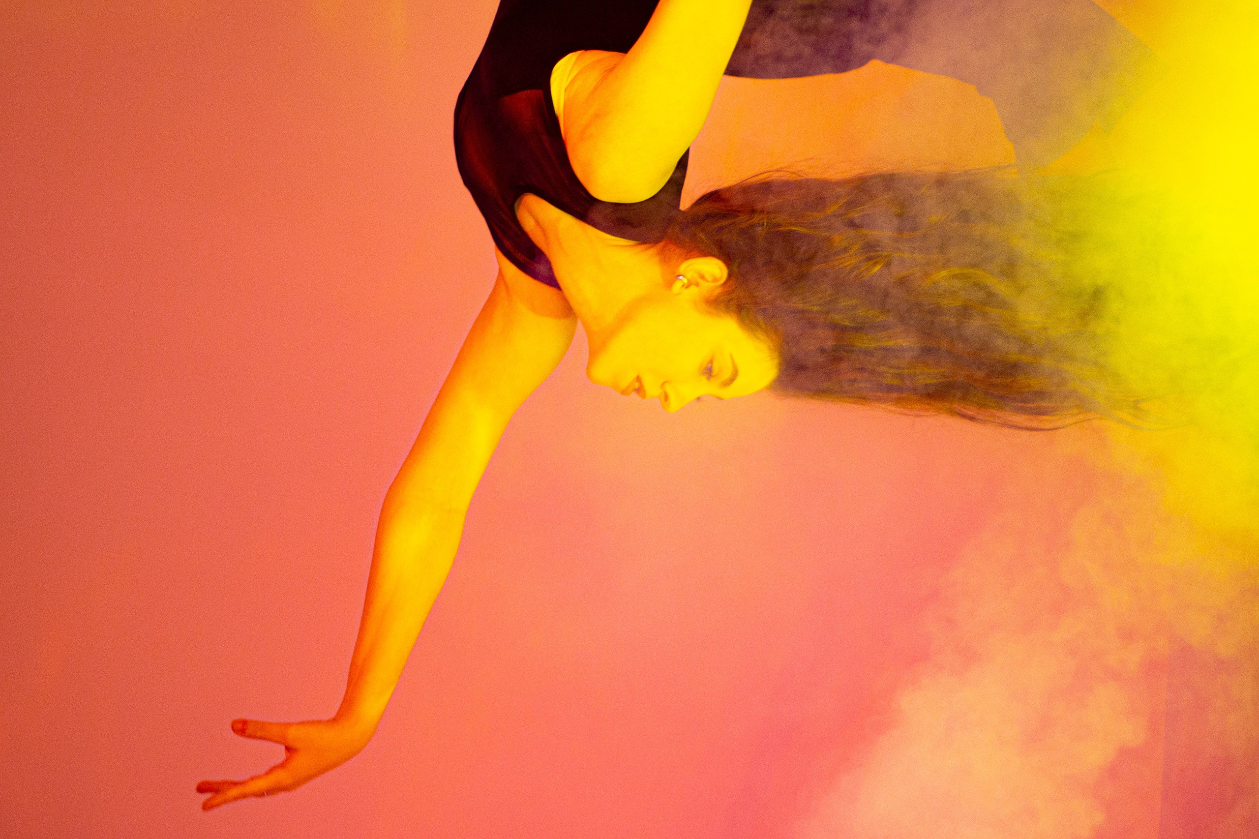 Магия танца: Солнце и Вода. Арт-фотограф Крис Л. в Тобольске: портрет, семейные, свадьбы