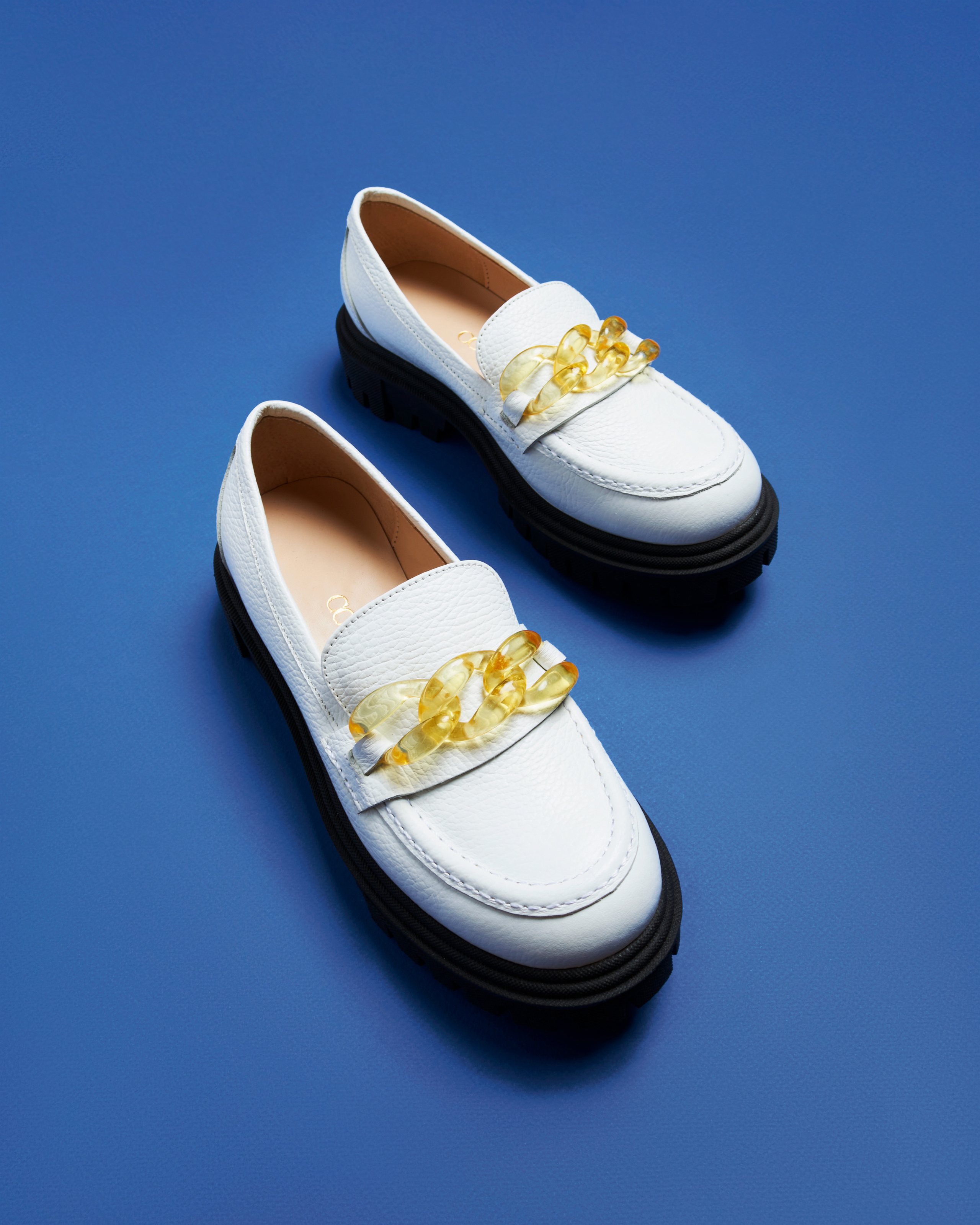 Cosho. Предметный фотограф в Москве Софья Боргардт