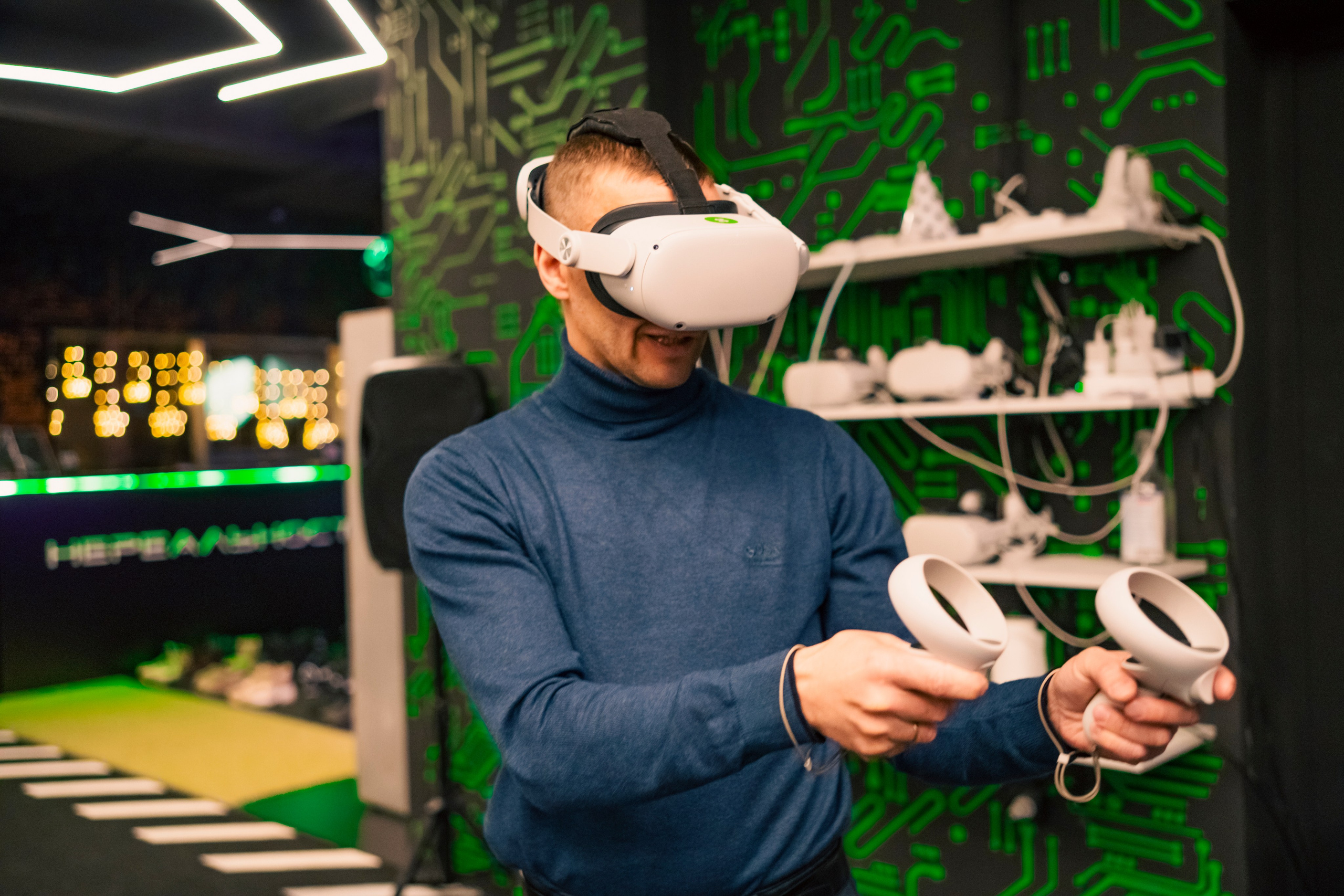 VR (November-December 2024). Felixtones