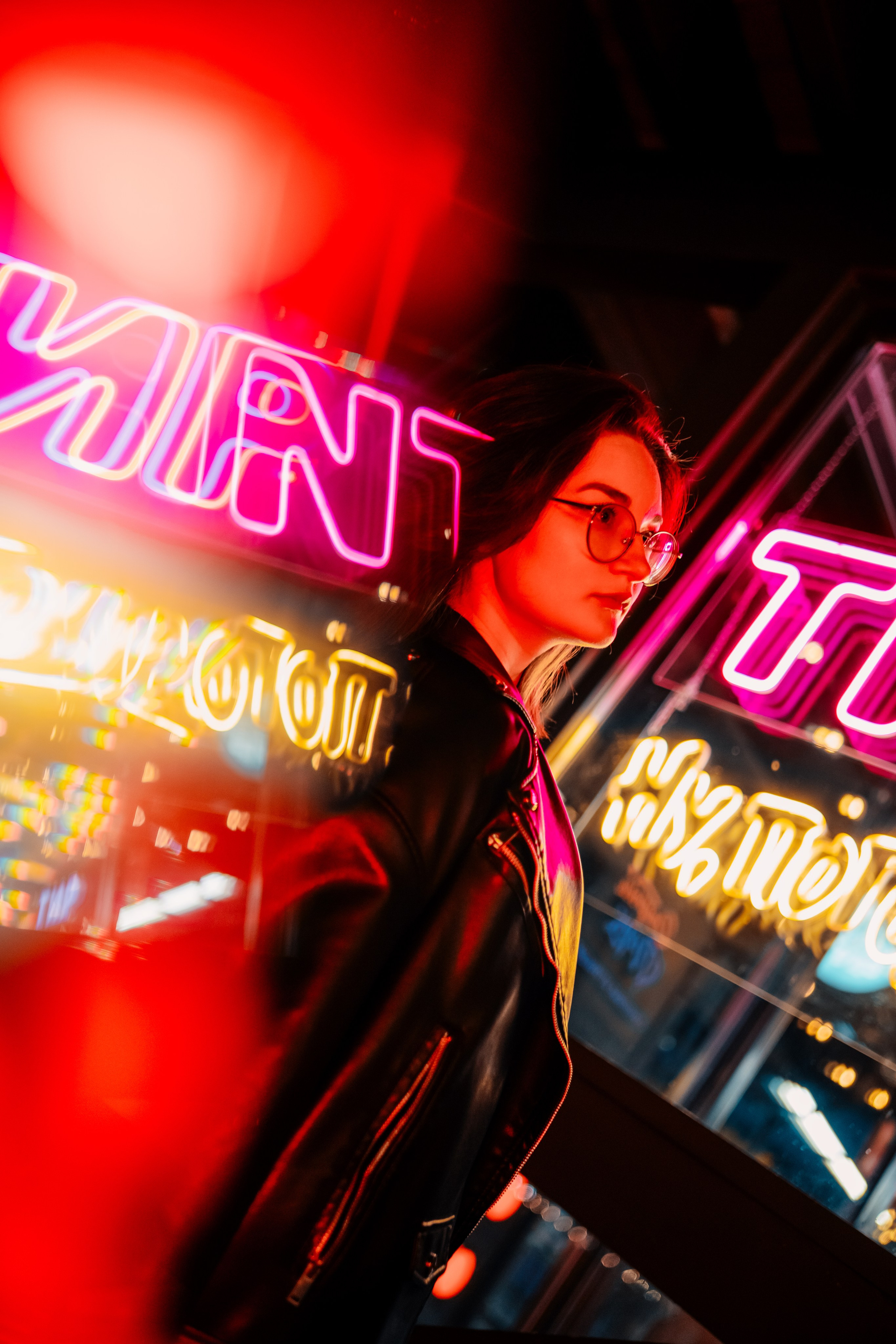 Юля | Палитра неоновых огней. Felixtones